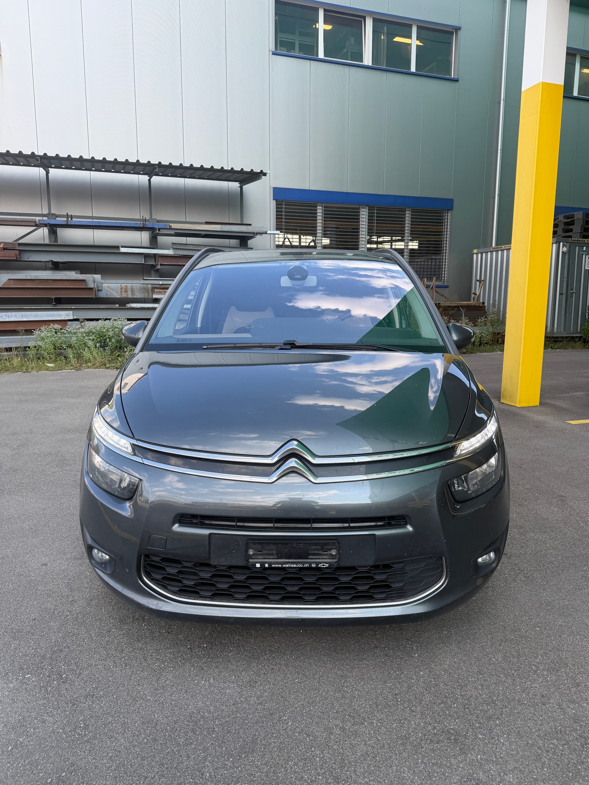 CITROEN Grand C4 Picasso 1.6 e-HDi Attraction EGS6-image-1