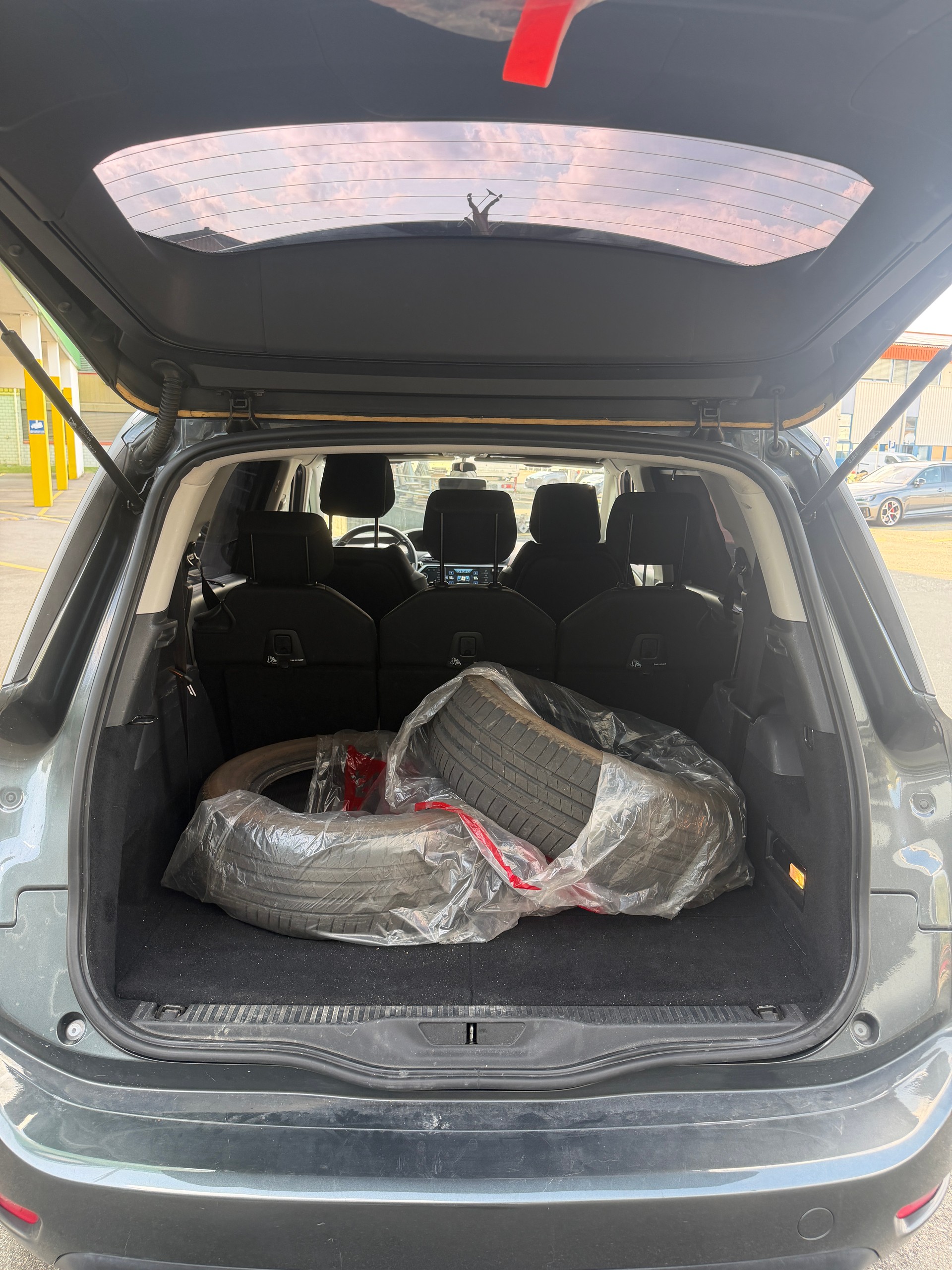 CITROEN Grand C4 Picasso 1.6 e-HDi Attraction EGS6-image-14
