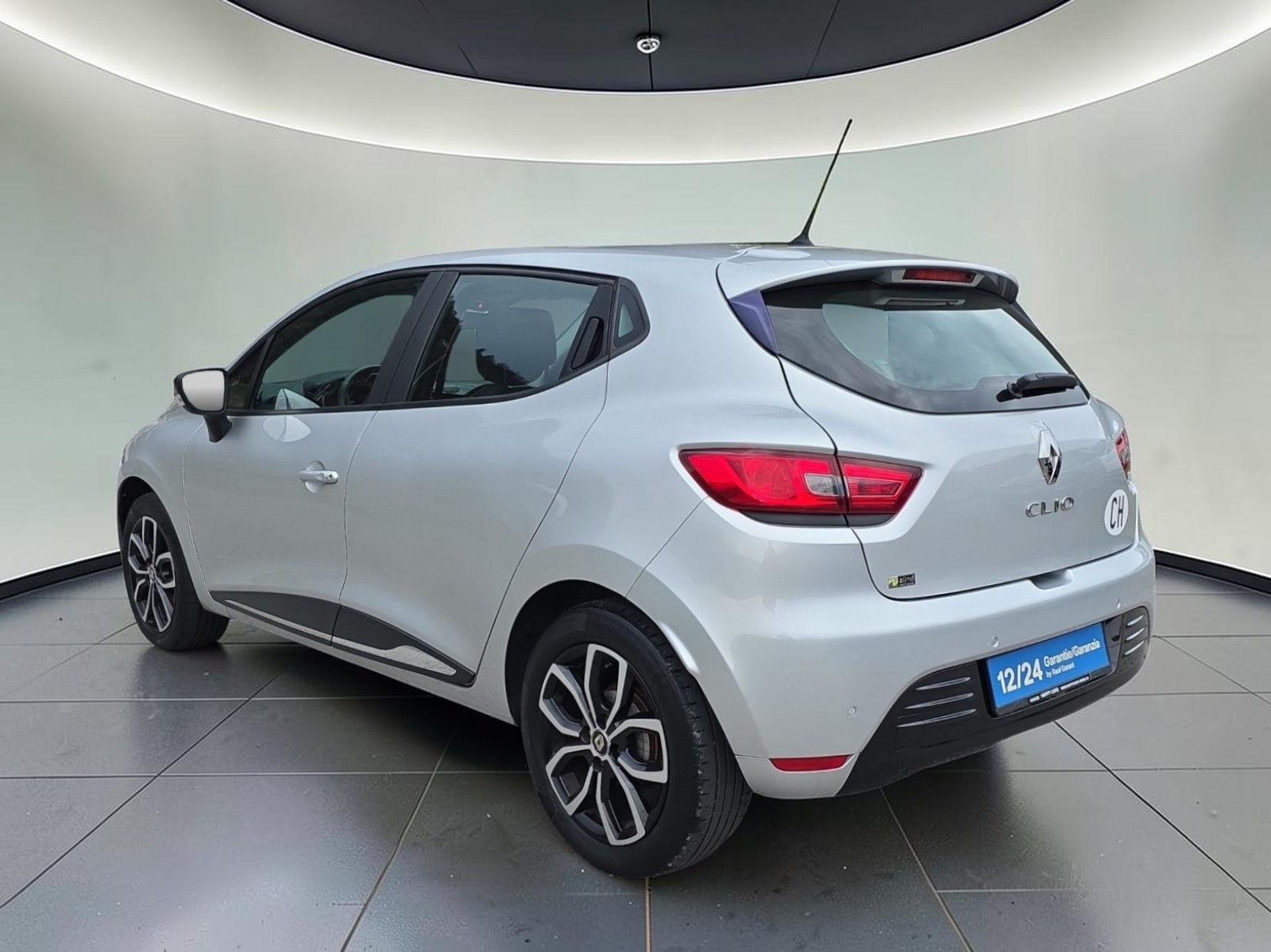 RENAULT Clio 0.9 12V Intens-image-6