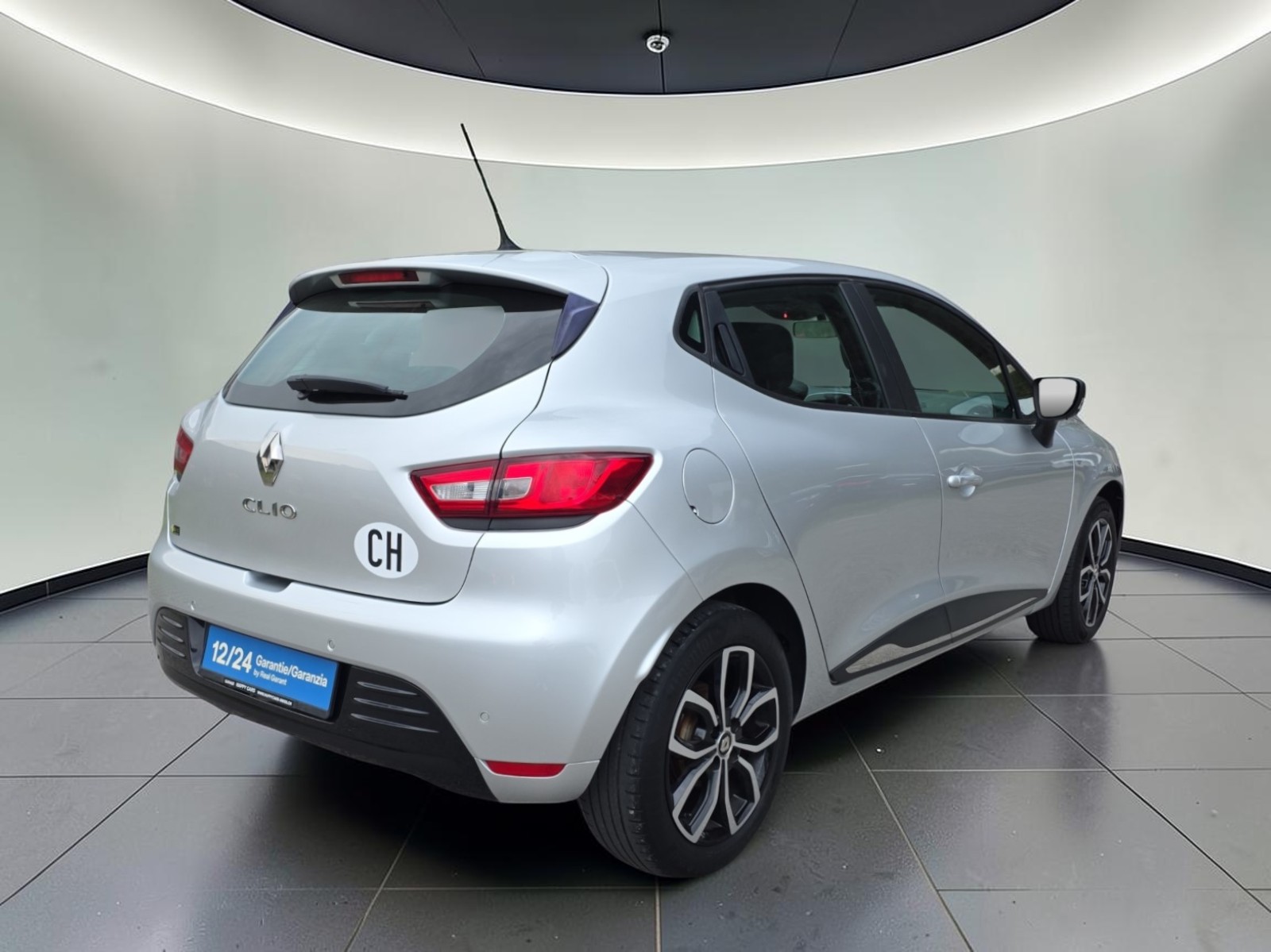 RENAULT Clio 0.9 12V Intens-image-4