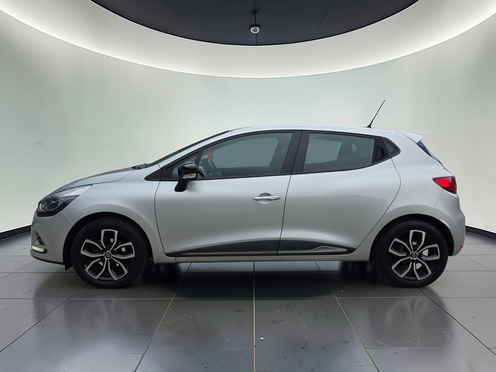 RENAULT Clio 0.9 12V Intens-image-7