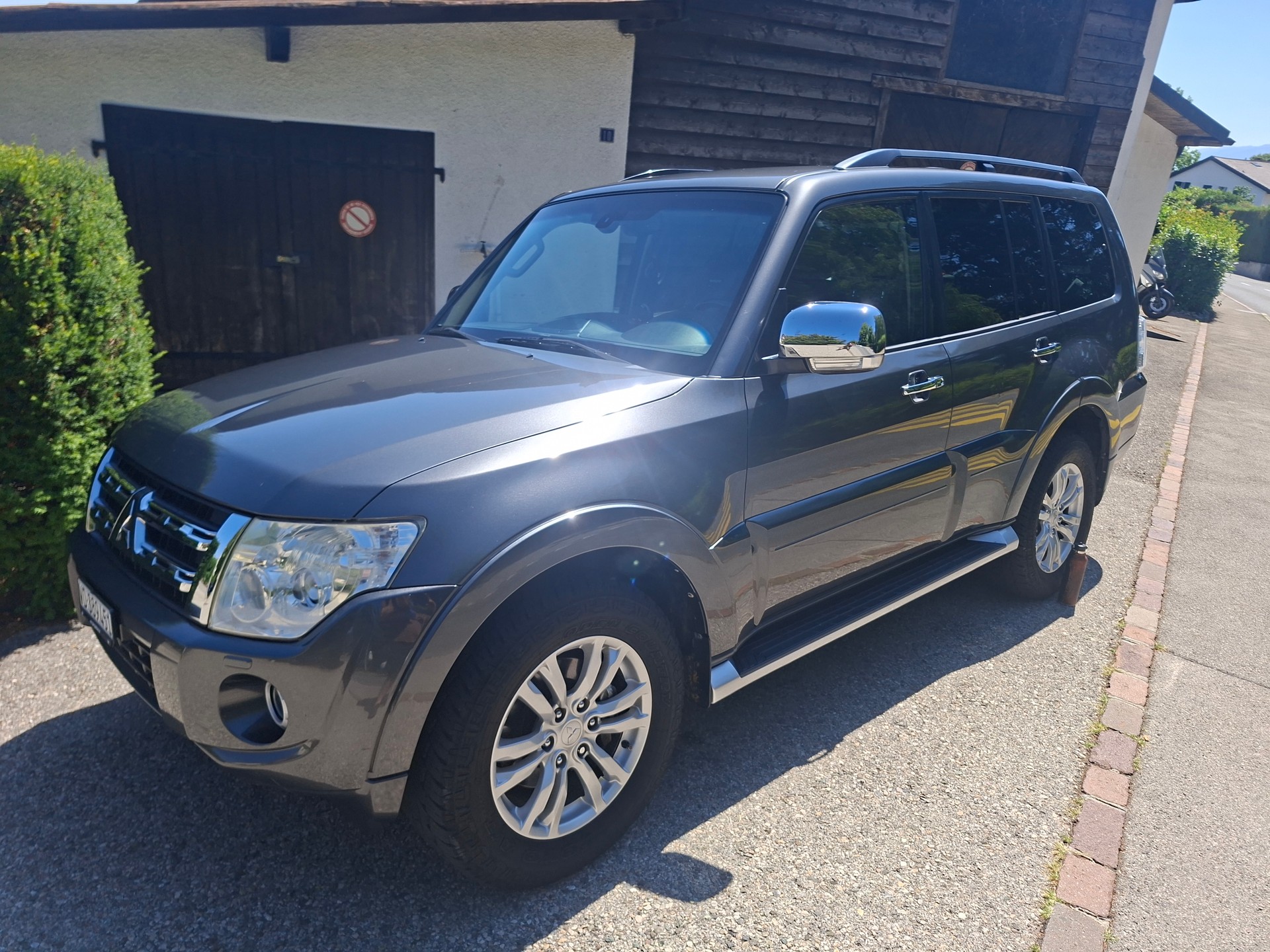 MITSUBISHI 3.2 DID Navigator-image-1