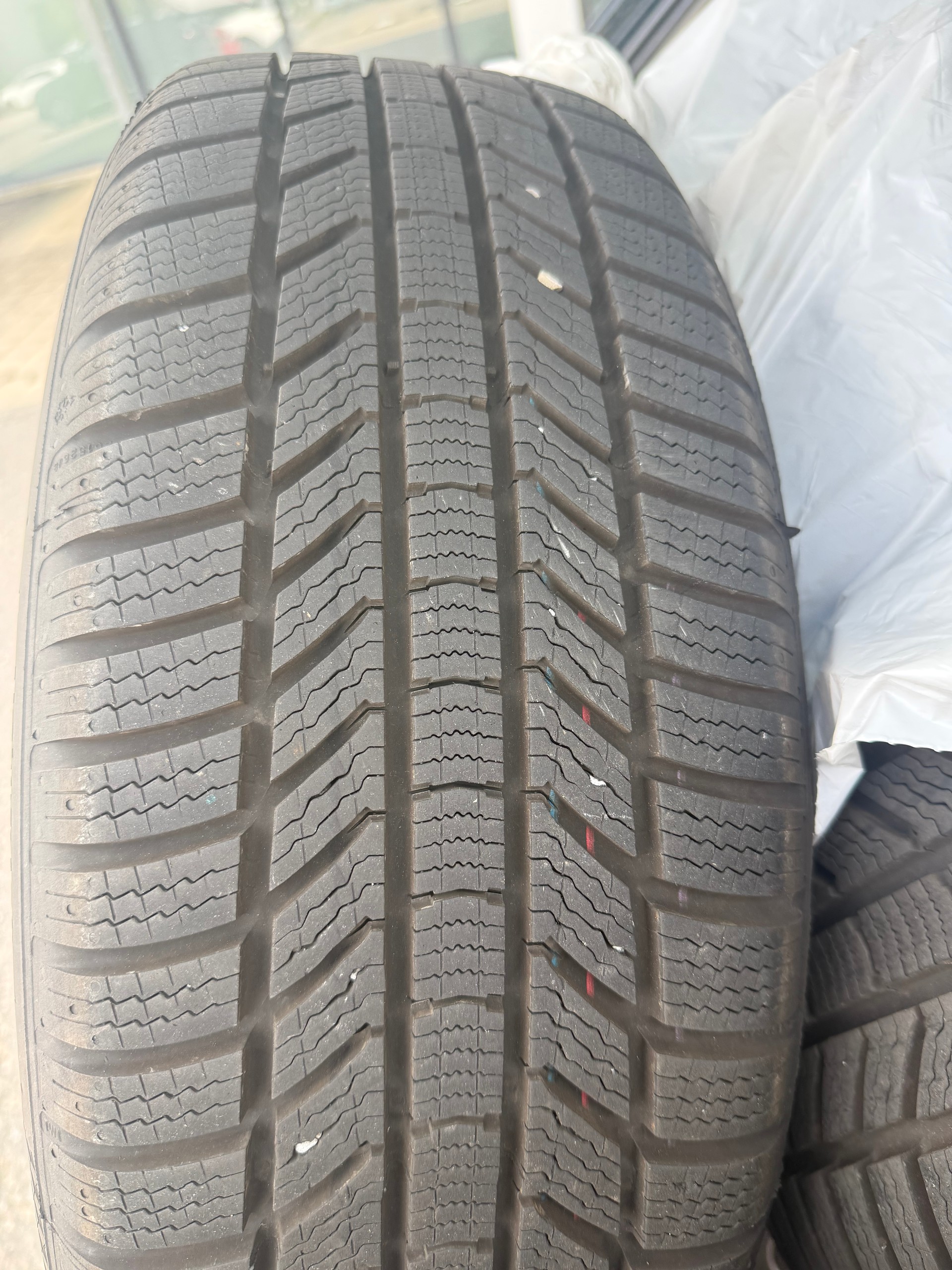 TOYOTA Avensis Sportswagon 2.2D-CAT Sol Premium A-image-8