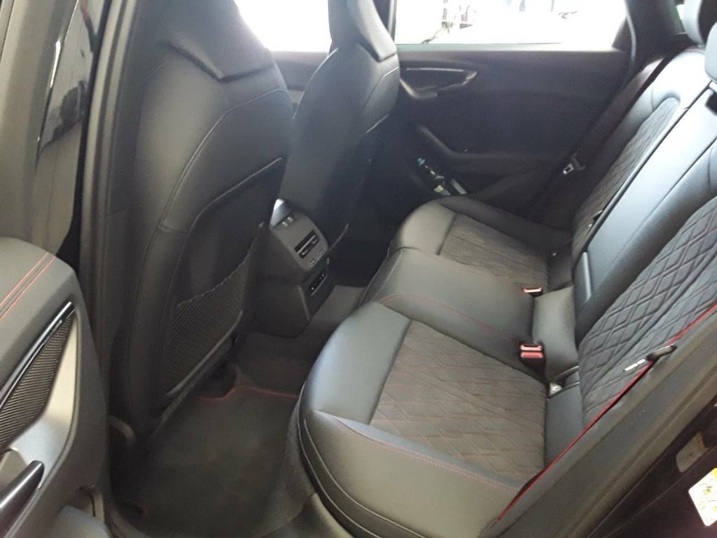 AUDI S5 Limousine TFSI quattro S tronic*ALL Black,5-Jahre Werksgarantie,Panodach,AHK*-image-5