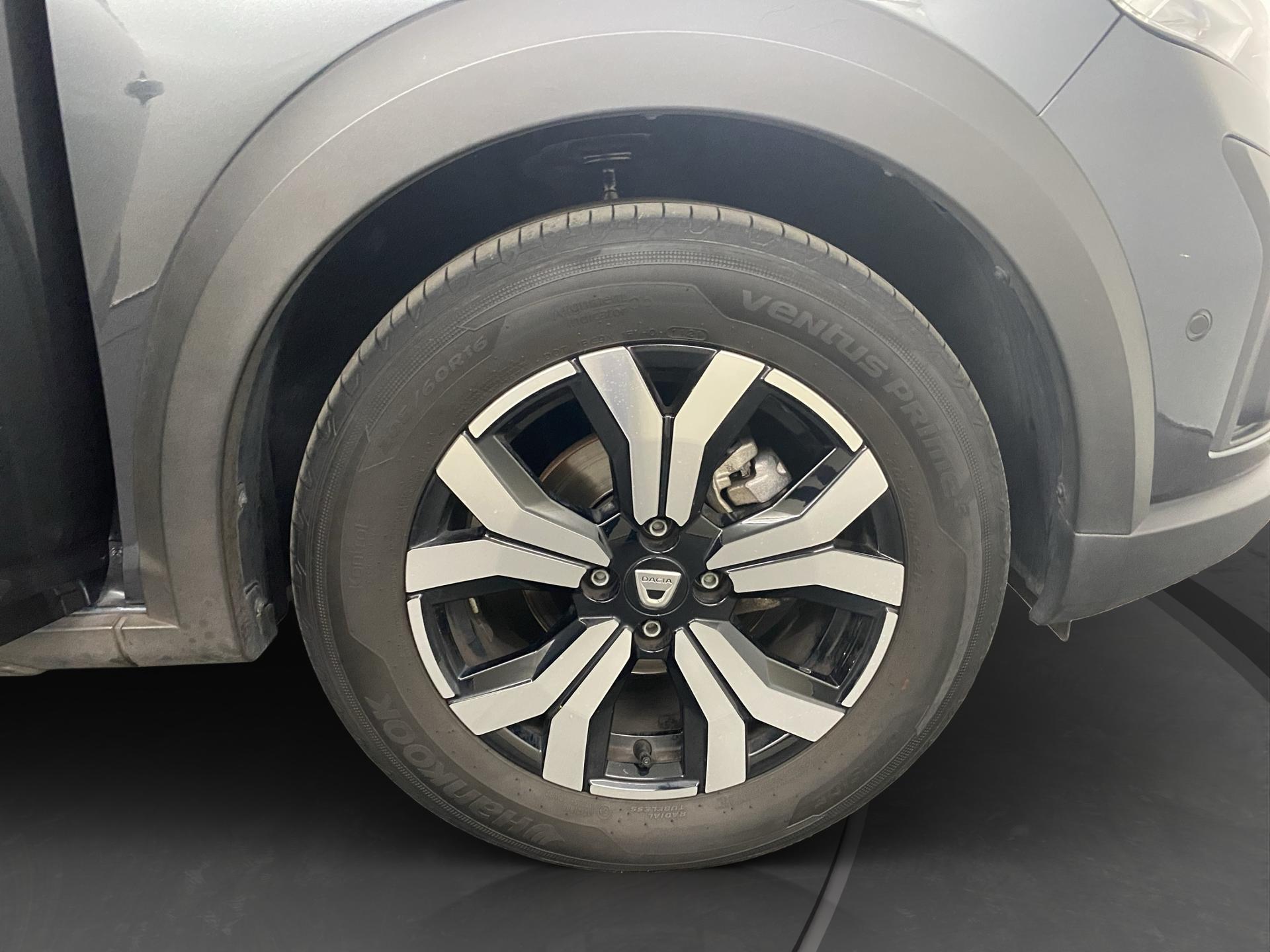 DACIA Sandero Stepway TCe 90 Comfort CVT-image-24