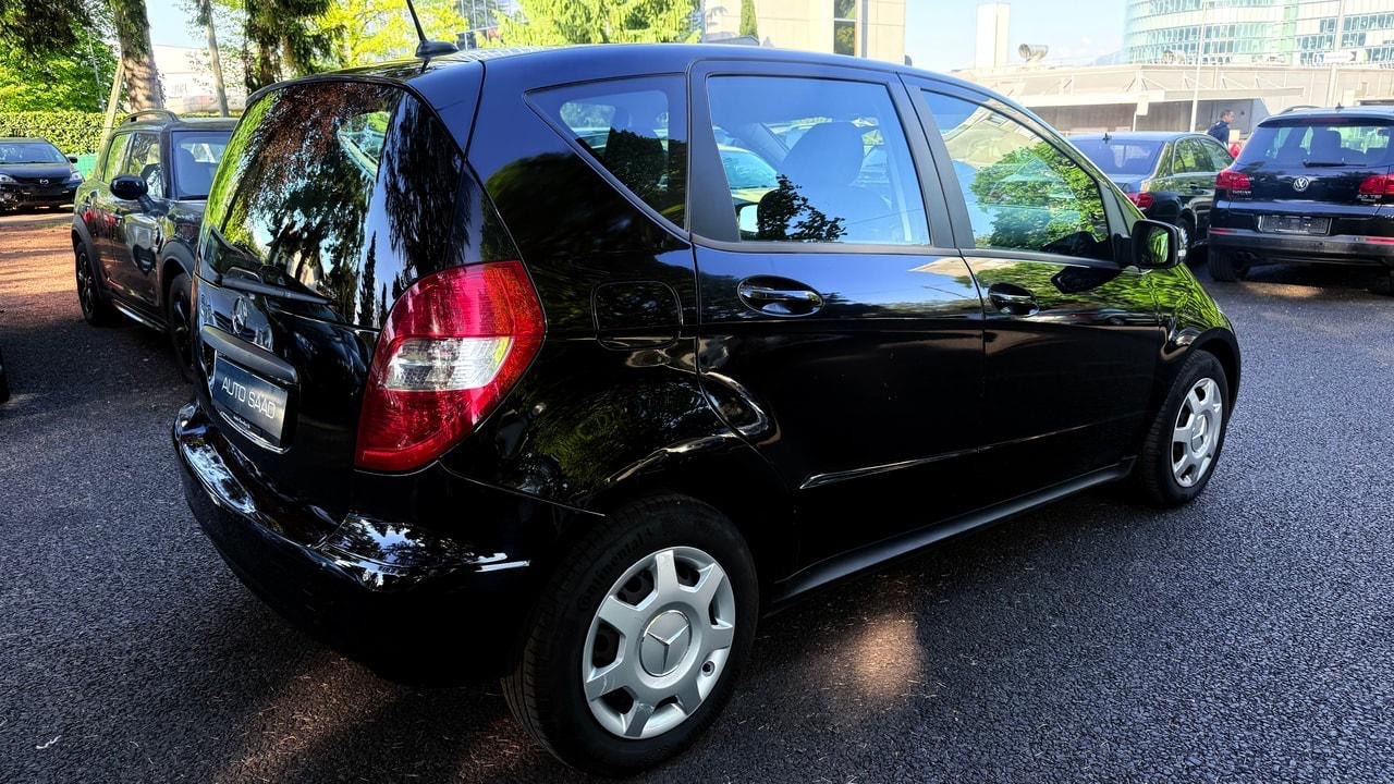 MERCEDES-BENZ A 160 CDI Elégance Autotronic-image-3