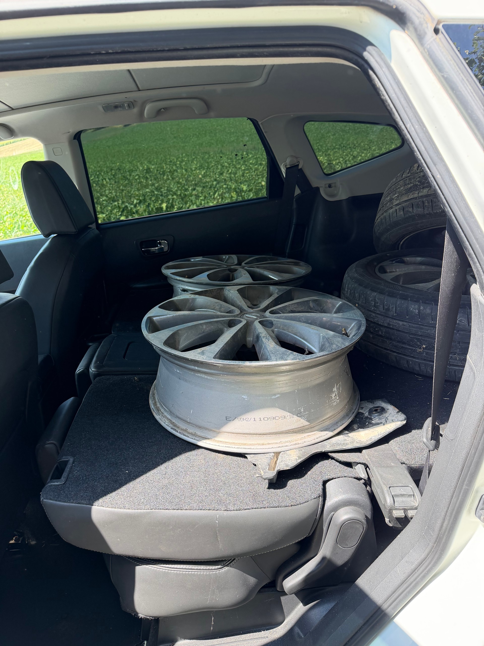 NISSAN Qashqai 2.0 4WD Lounge XTronic CVT-image-9