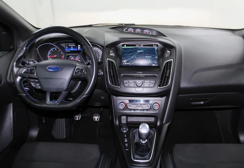 FORD Focus 2.3 EcoBoost RS AWD / RECARO- Schalensitze/ Milltek-Auspuffanlage/ CH-Fahrzeug-image-12