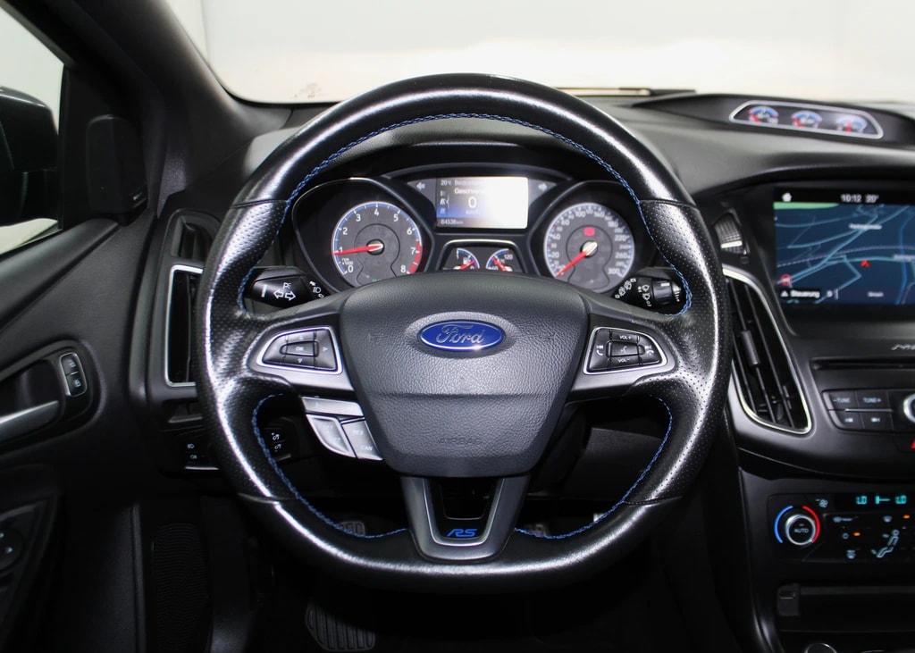 FORD Focus 2.3 EcoBoost RS AWD / RECARO- Schalensitze/ Milltek-Auspuffanlage/ CH-Fahrzeug-image-13