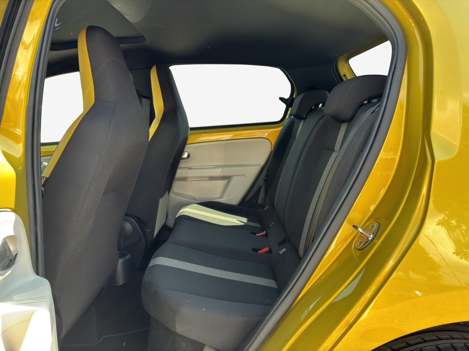VW Up 1.0 TSI BMT high up-image-11
