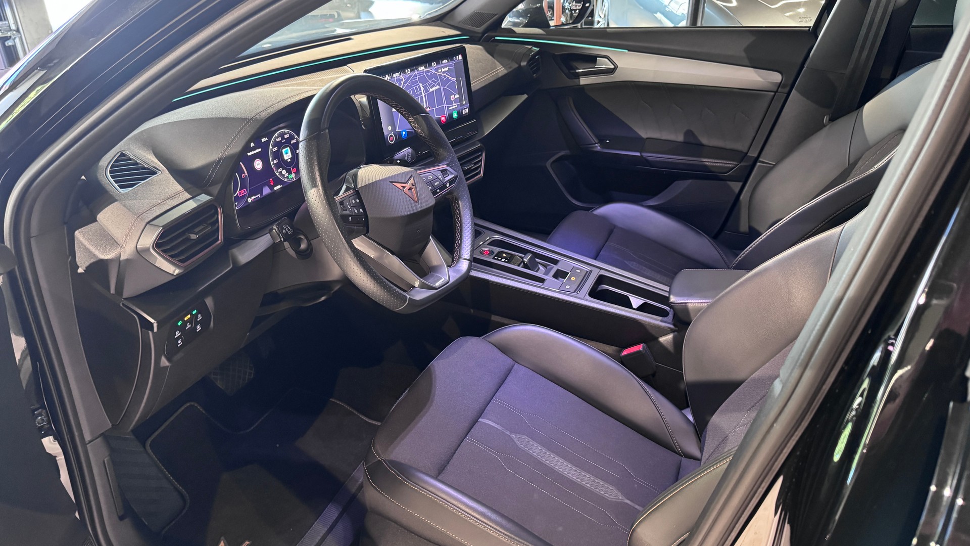 CUPRA Formentor 2.0TSI 4Drive DSG-image-8