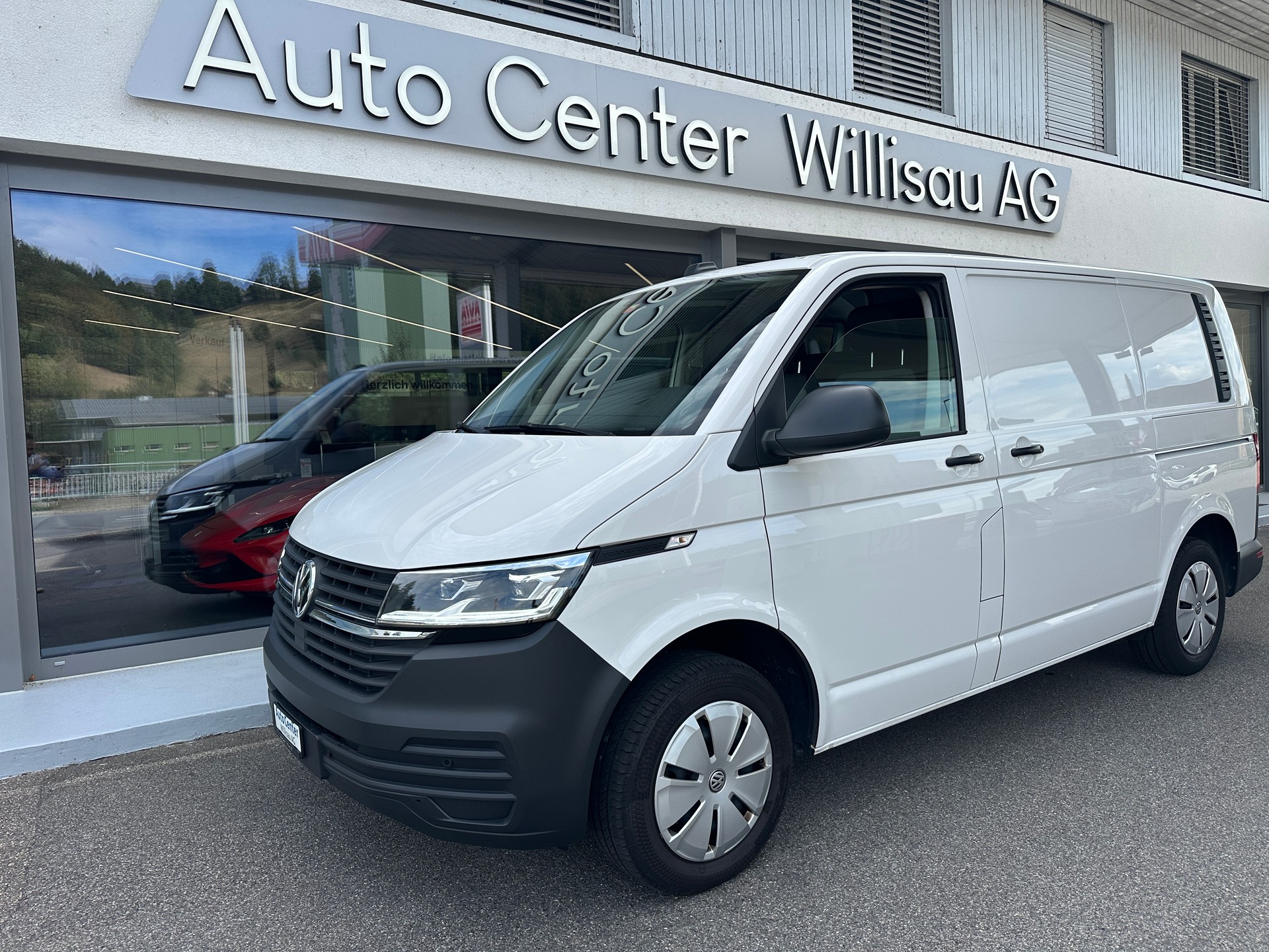 VW T6.1 2.0 3000 TDI DSG Kasten AHK 2.5 T-image-0