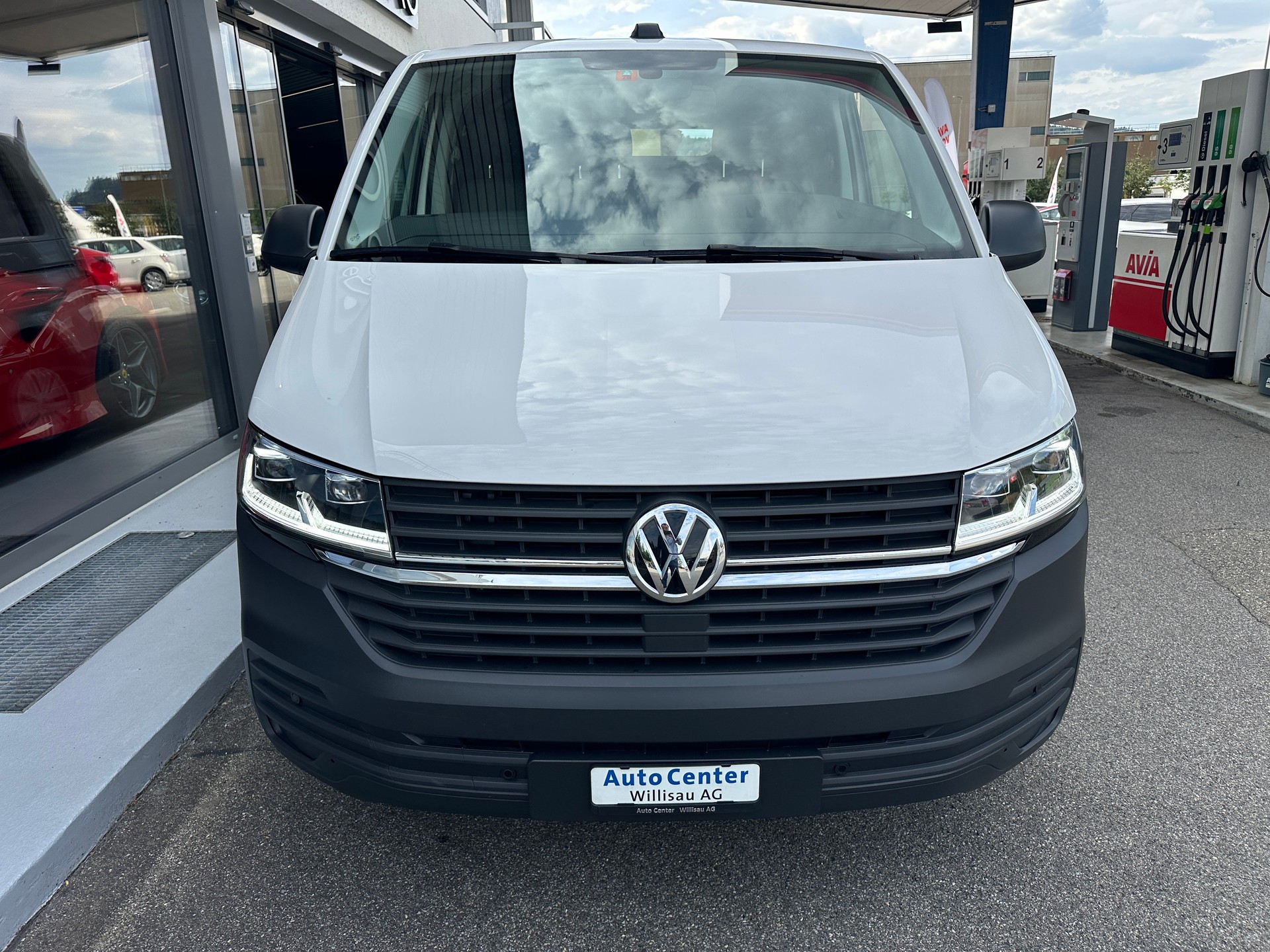 VW T6.1 2.0 3000 TDI DSG Kasten AHK 2.5 T-image-11