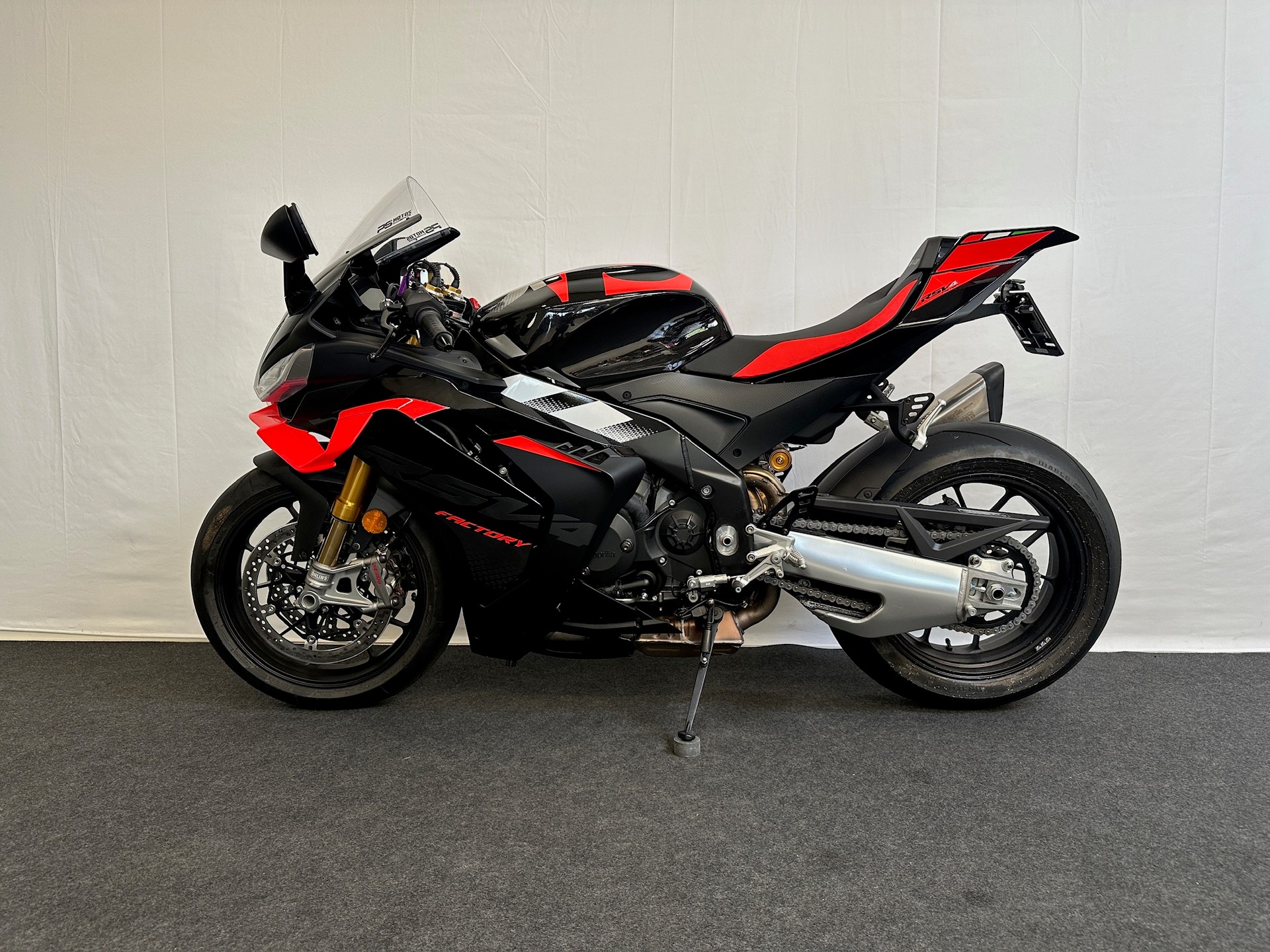 APRILIA RSV4 1100 E5+ Factory-image-4