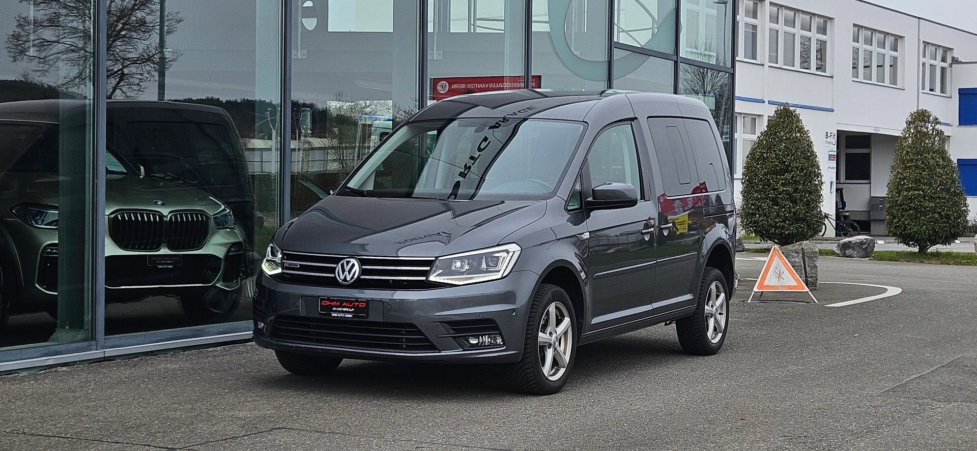 VW Caddy 2.0 TDI Trendline 4Motion DSG-image-1