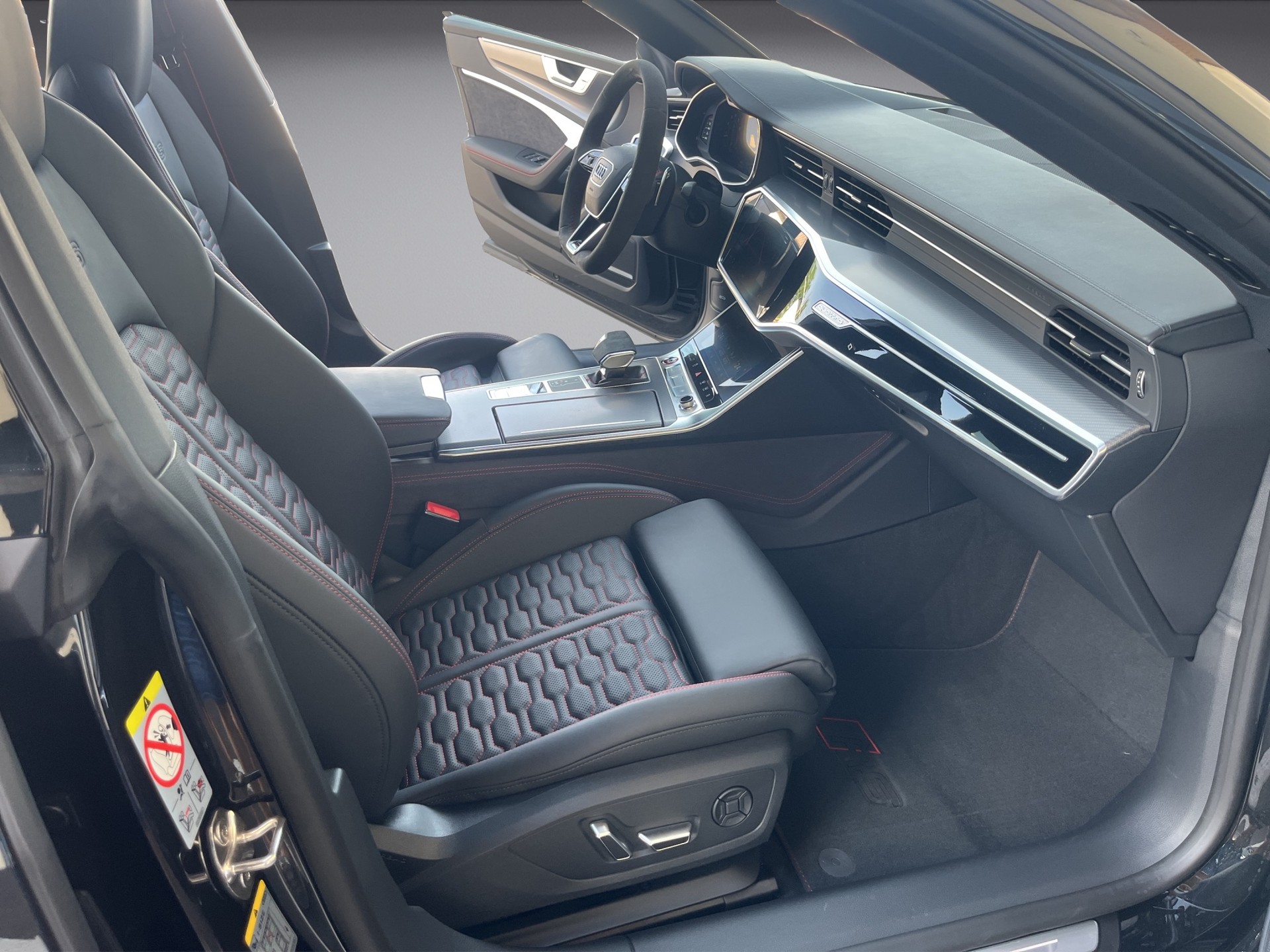 AUDI RS7 Sportback quattro*Standheizung, 22"Performance Räder, Panodach, (5-Jahre Garantie)-image-14