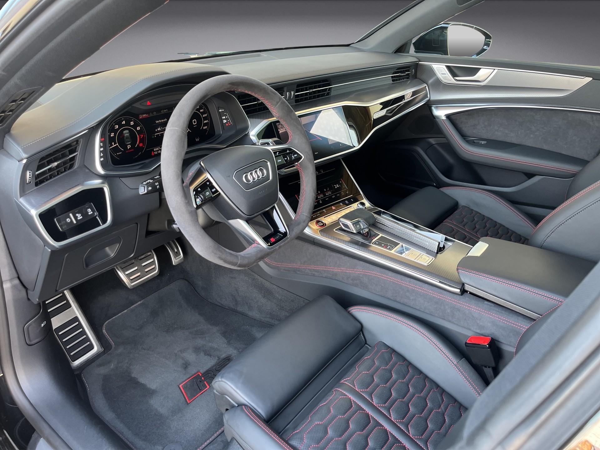 AUDI RS7 Sportback quattro*Standheizung, 22"Performance Räder, Panodach, (5-Jahre Garantie)-image-10