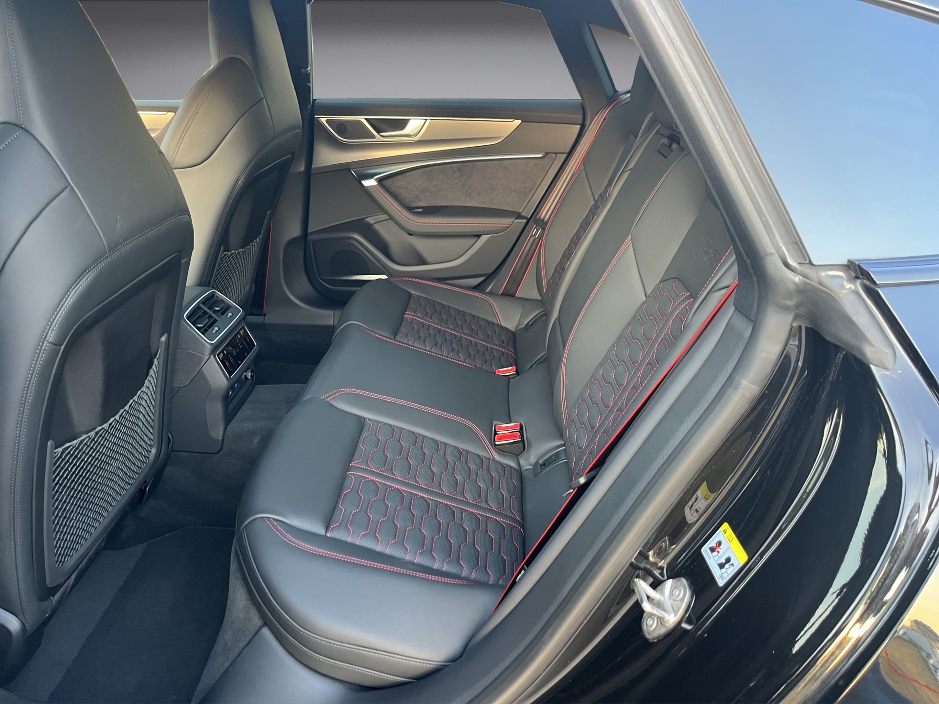 AUDI RS7 Sportback quattro*Standheizung, 22"Performance Räder, Panodach, (5-Jahre Garantie)-image-28