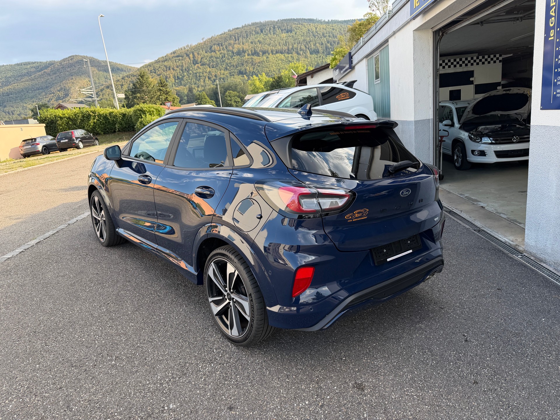 FORD Puma 1.0 MHEV ST-Line X Automat-image-2