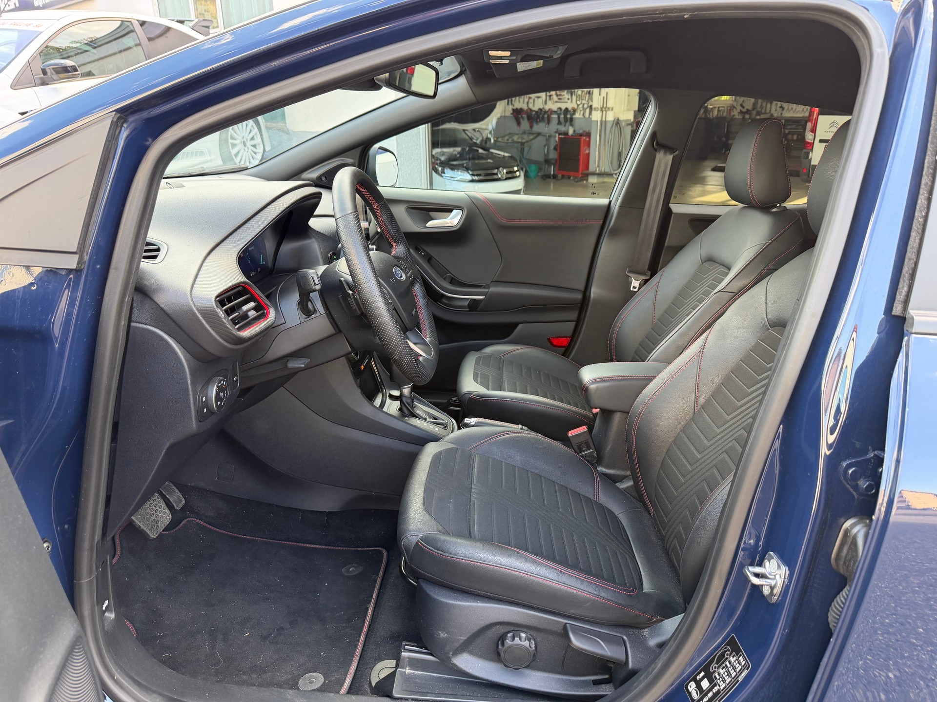 FORD Puma 1.0 MHEV ST-Line X Automat-image-7