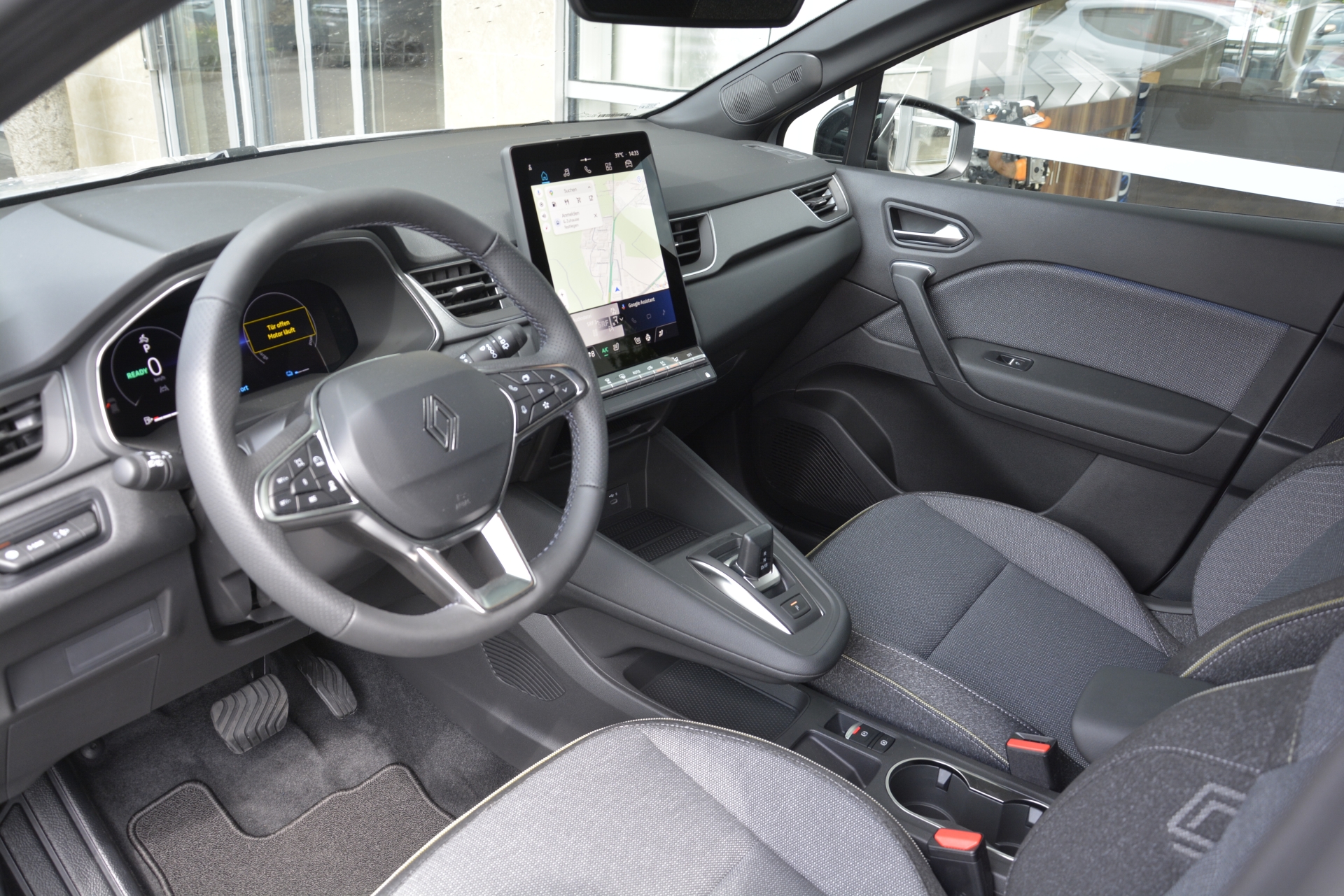 RENAULT CAPTUR techno full hybrid E-Tech 160-image-4