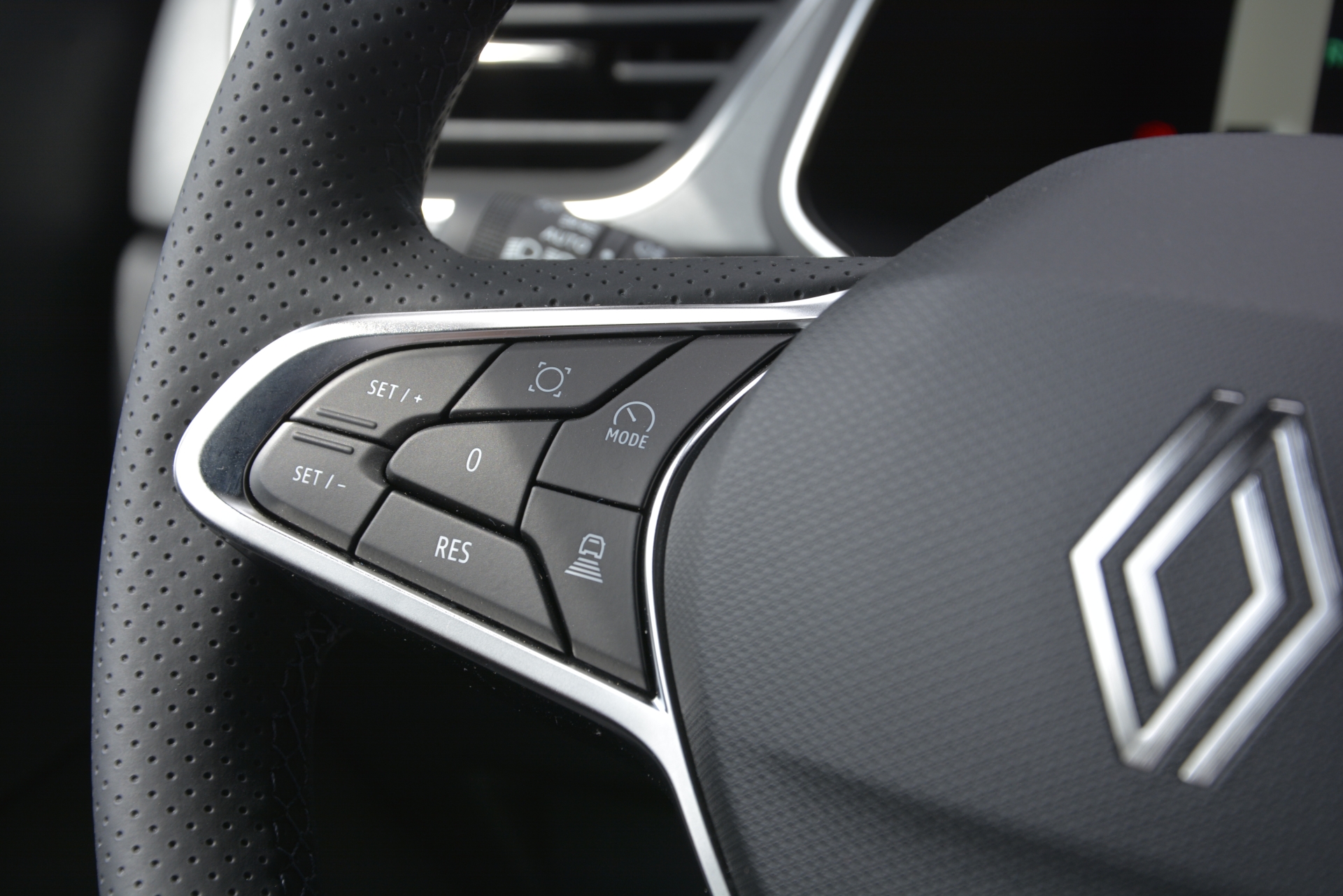 RENAULT CAPTUR techno full hybrid E-Tech 160-image-11