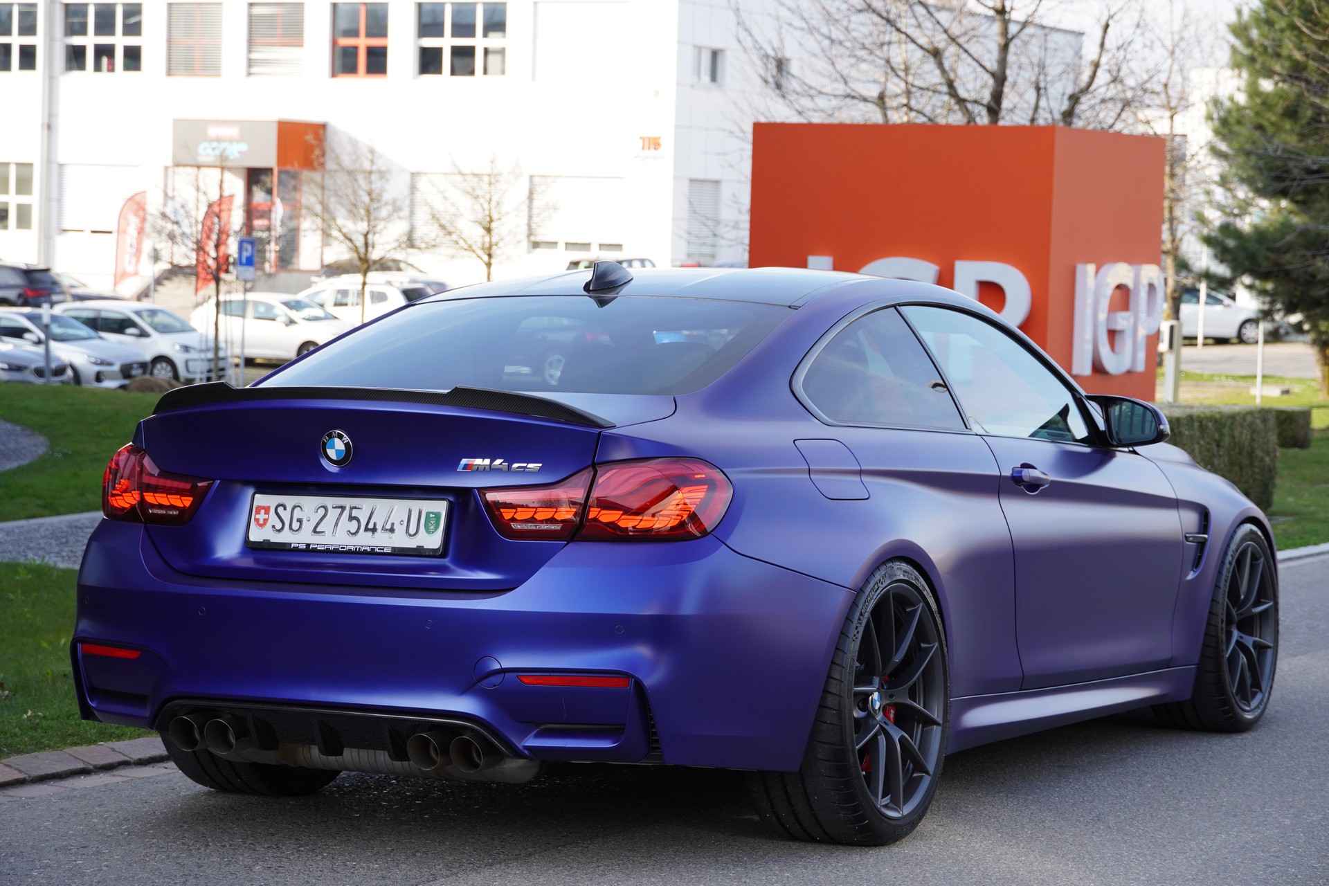 BMW M4 Coupé CS DKG// FROZEN DARK BLUE 2//-image-6