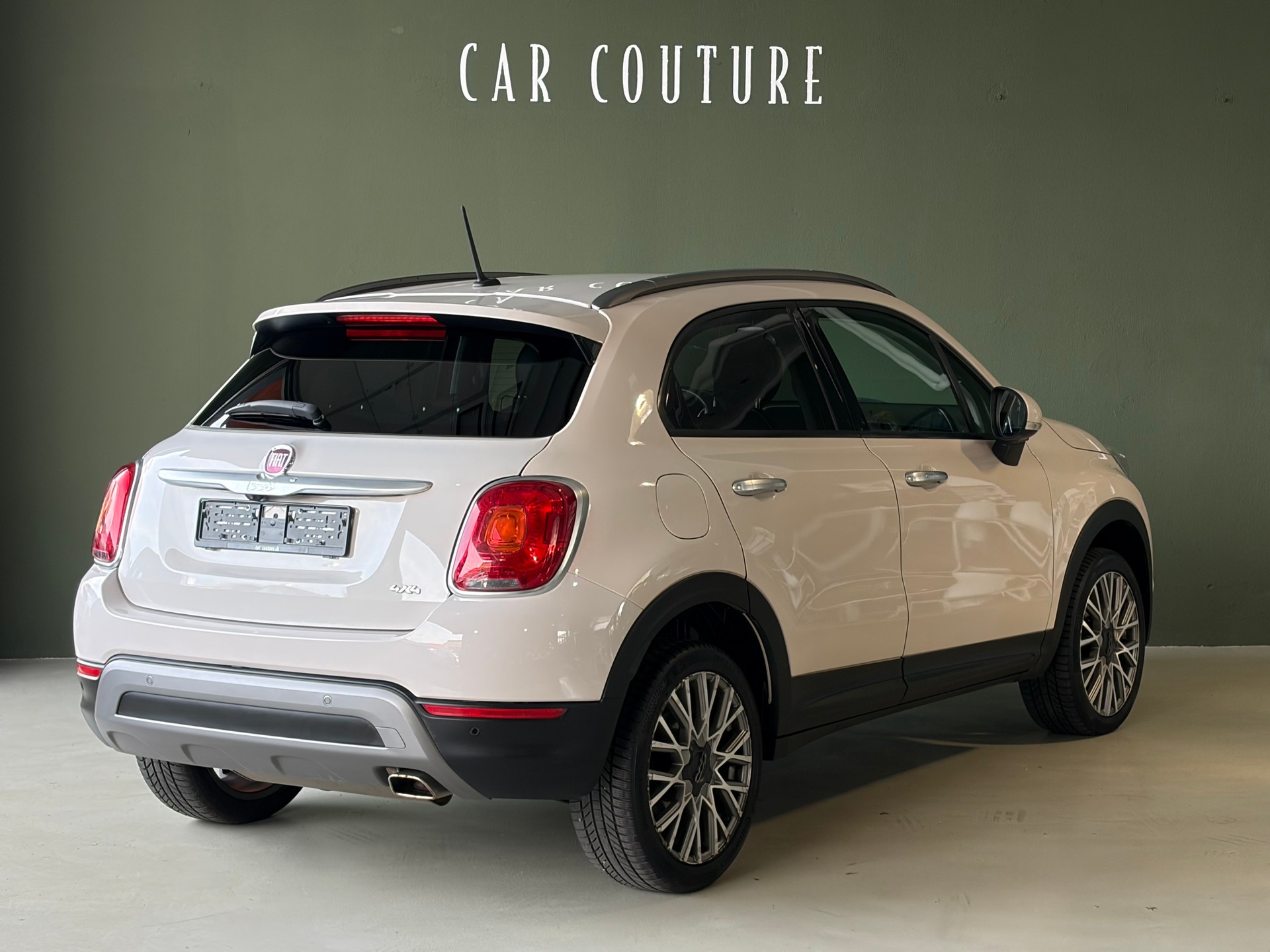 FIAT 500X 2.0 MJ Cross 4x4 Automatic *Ab MFK *Zahnriemen+Wasserpumpe ersetzt*-showroom-element-3