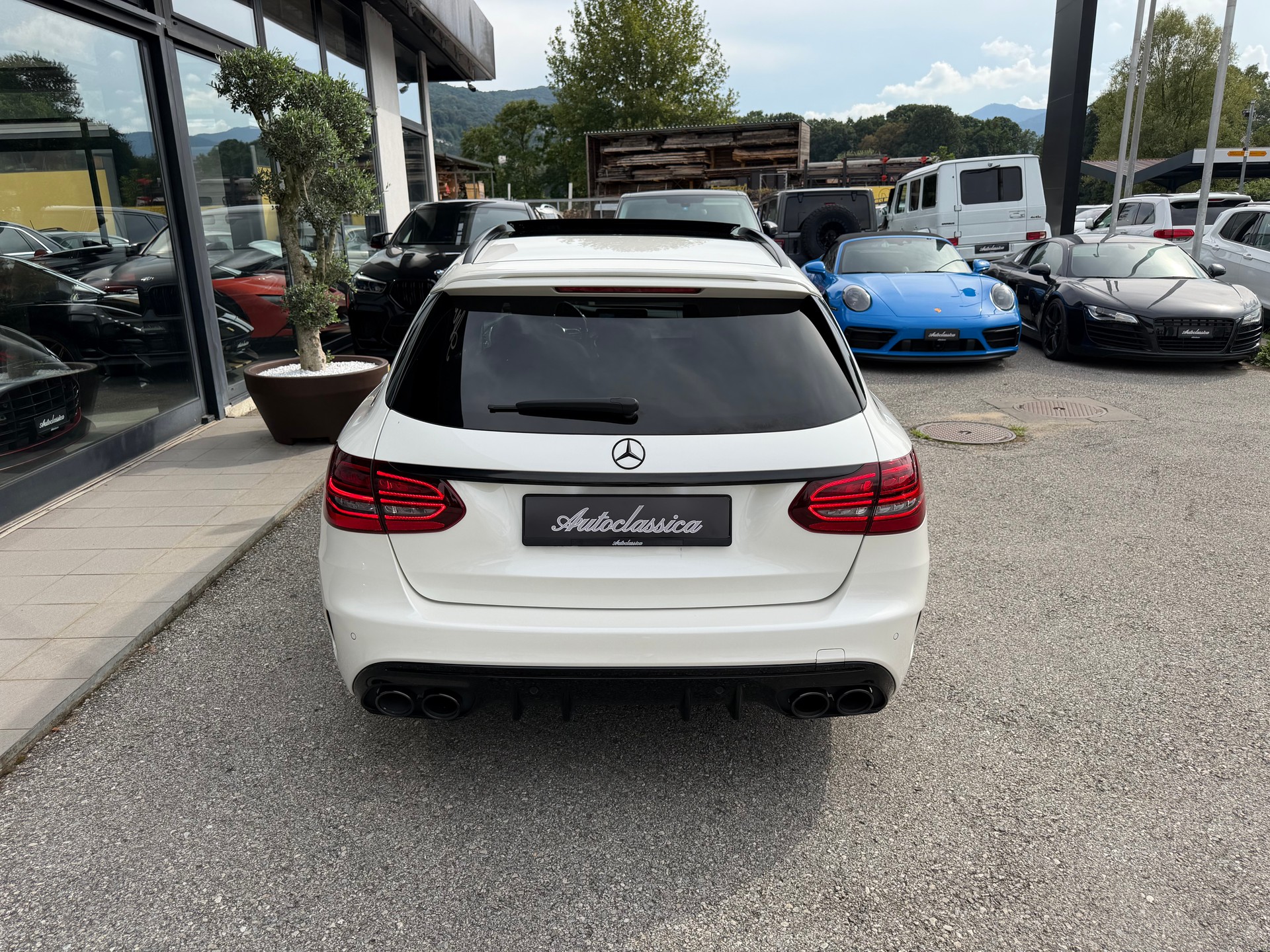 MERCEDES-BENZ C 43 AMG 4Matic 9G-Tronic-image-2