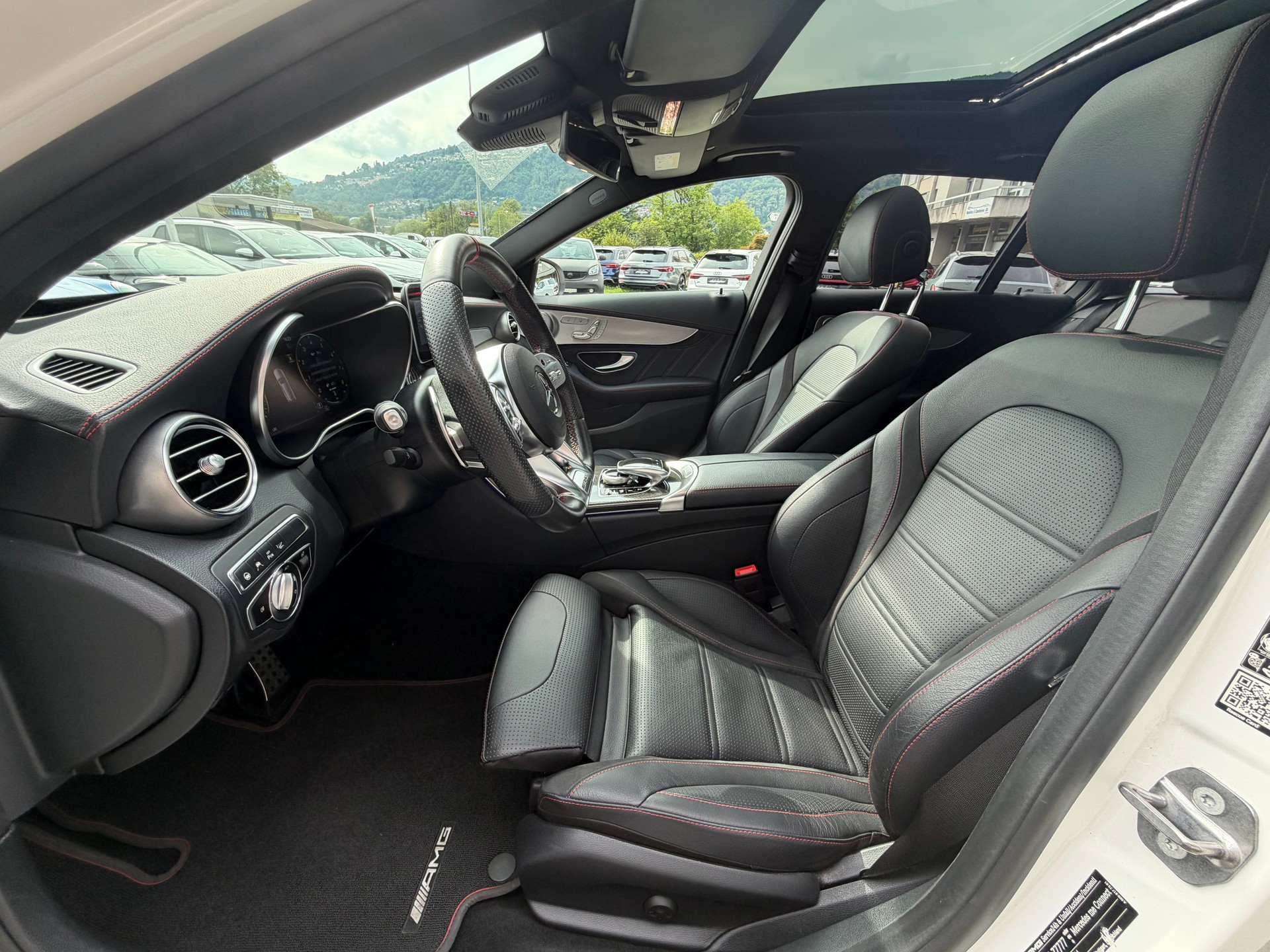 MERCEDES-BENZ C 43 AMG 4Matic 9G-Tronic-image-8