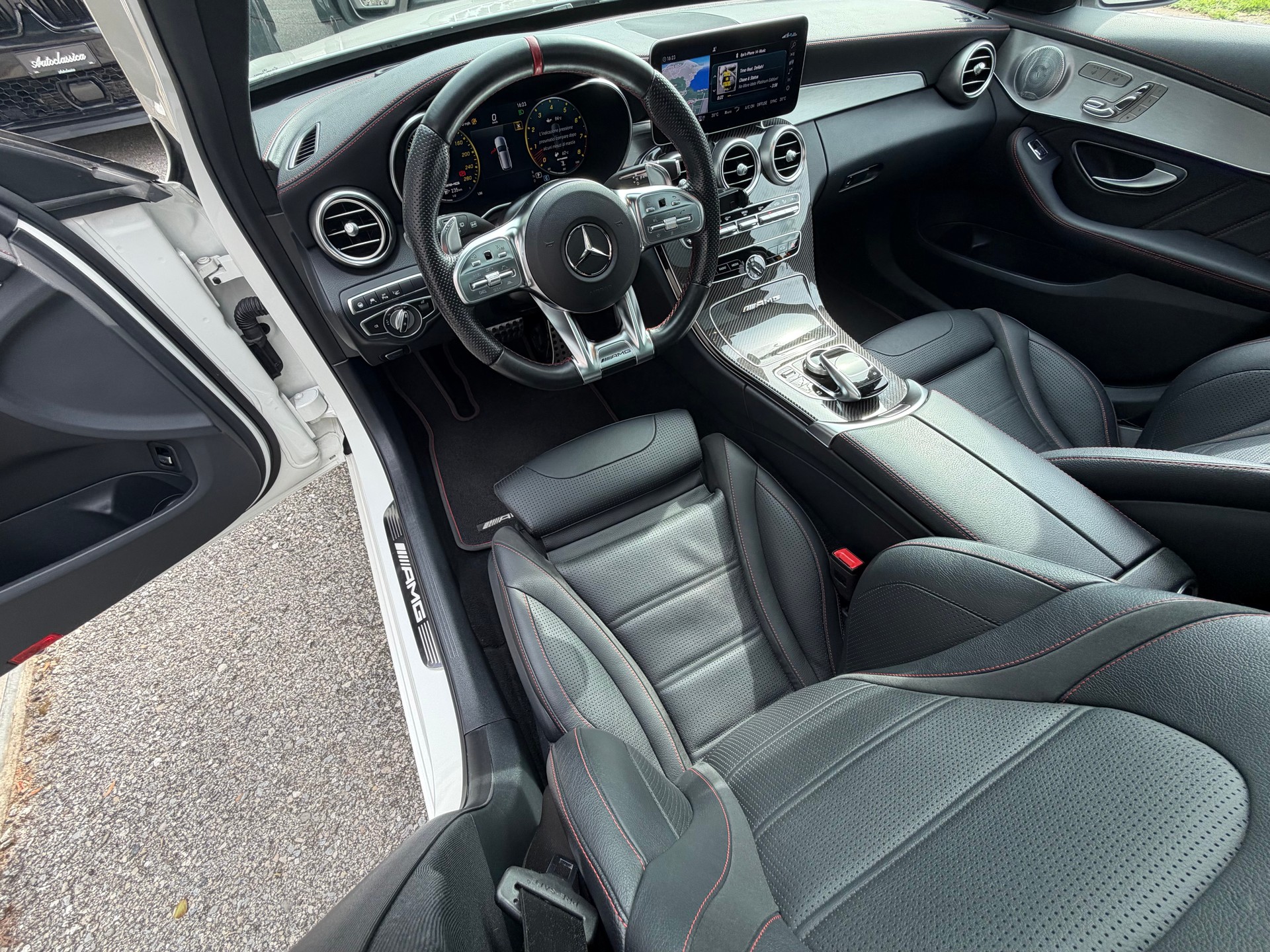 MERCEDES-BENZ C 43 AMG 4Matic 9G-Tronic-image-9