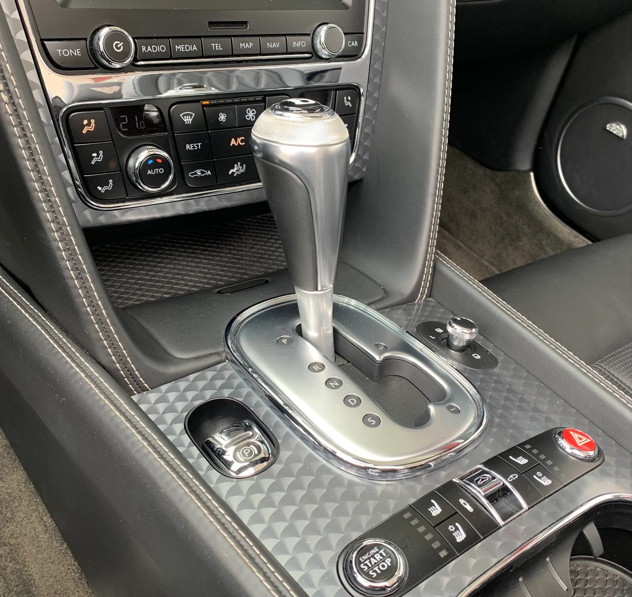BENTLEY Continental GTC Speed 6.0 W12-image-19