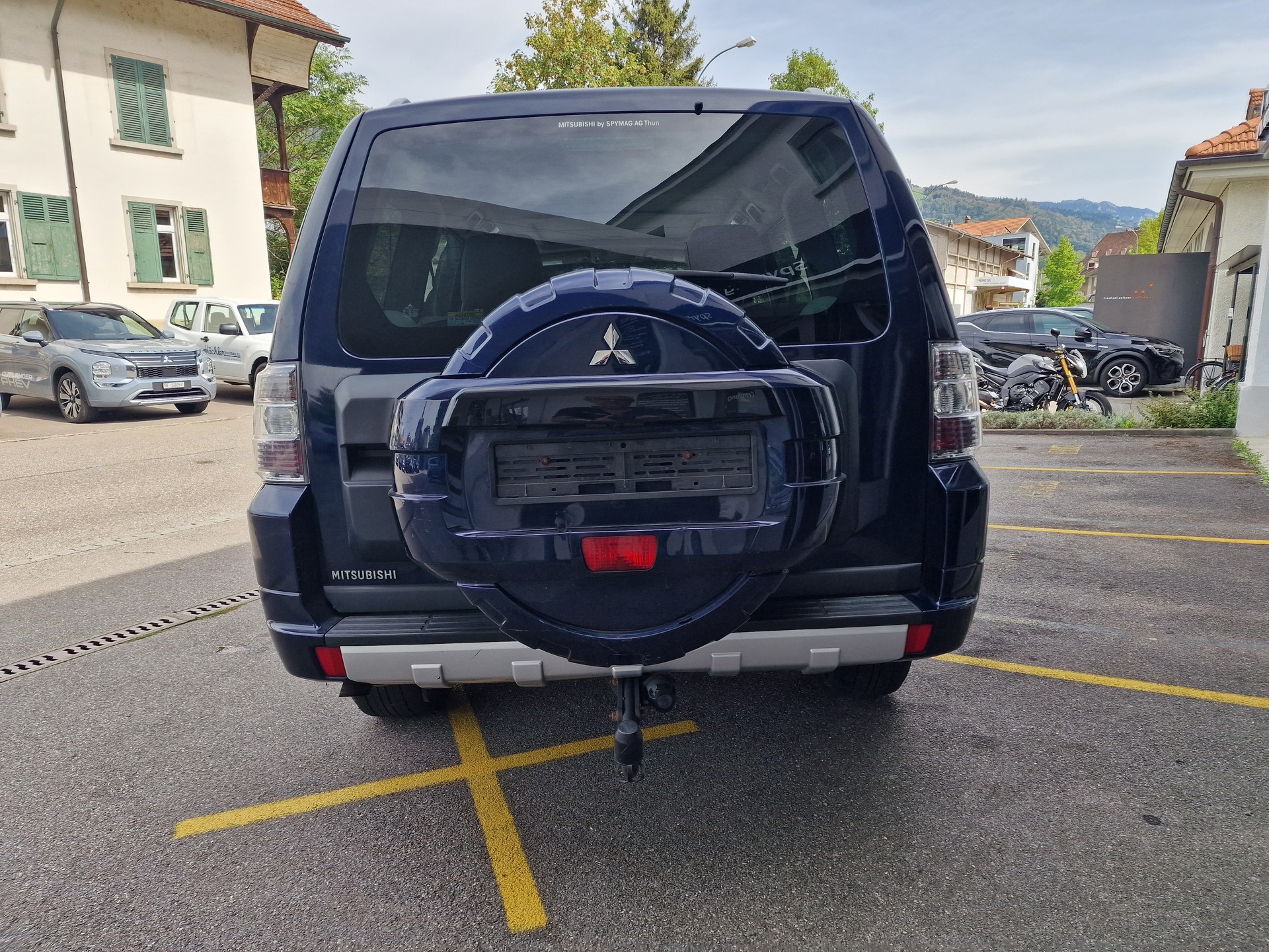 MITSUBISHI Pajero 3.2 DI-D Instyle Automatic-image-2