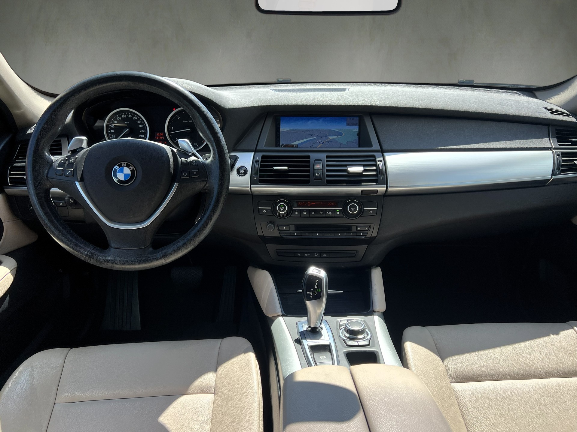 BMW X6 xDrive 40d Steptronic-image-22
