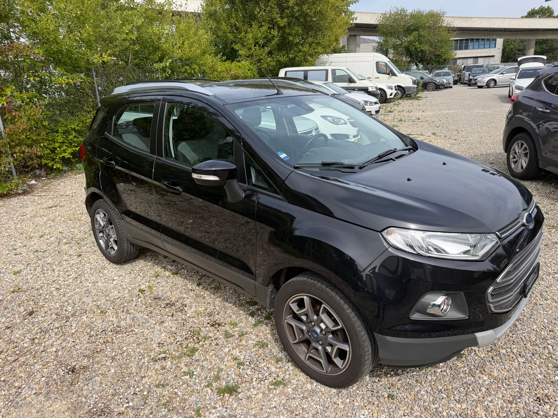 FORD EcoSport 1.0 SCTi Titanium-image-2