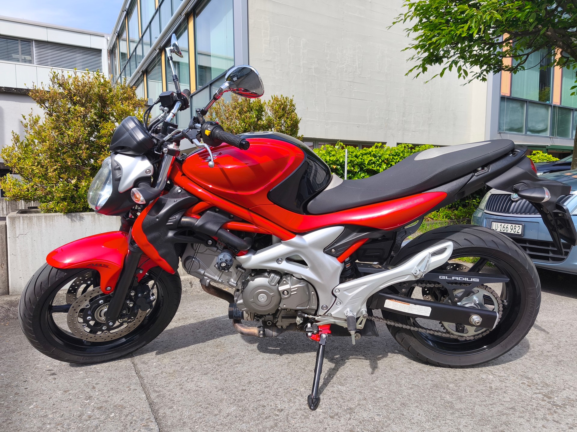 SUZUKI SFV 650 Gladius ABS