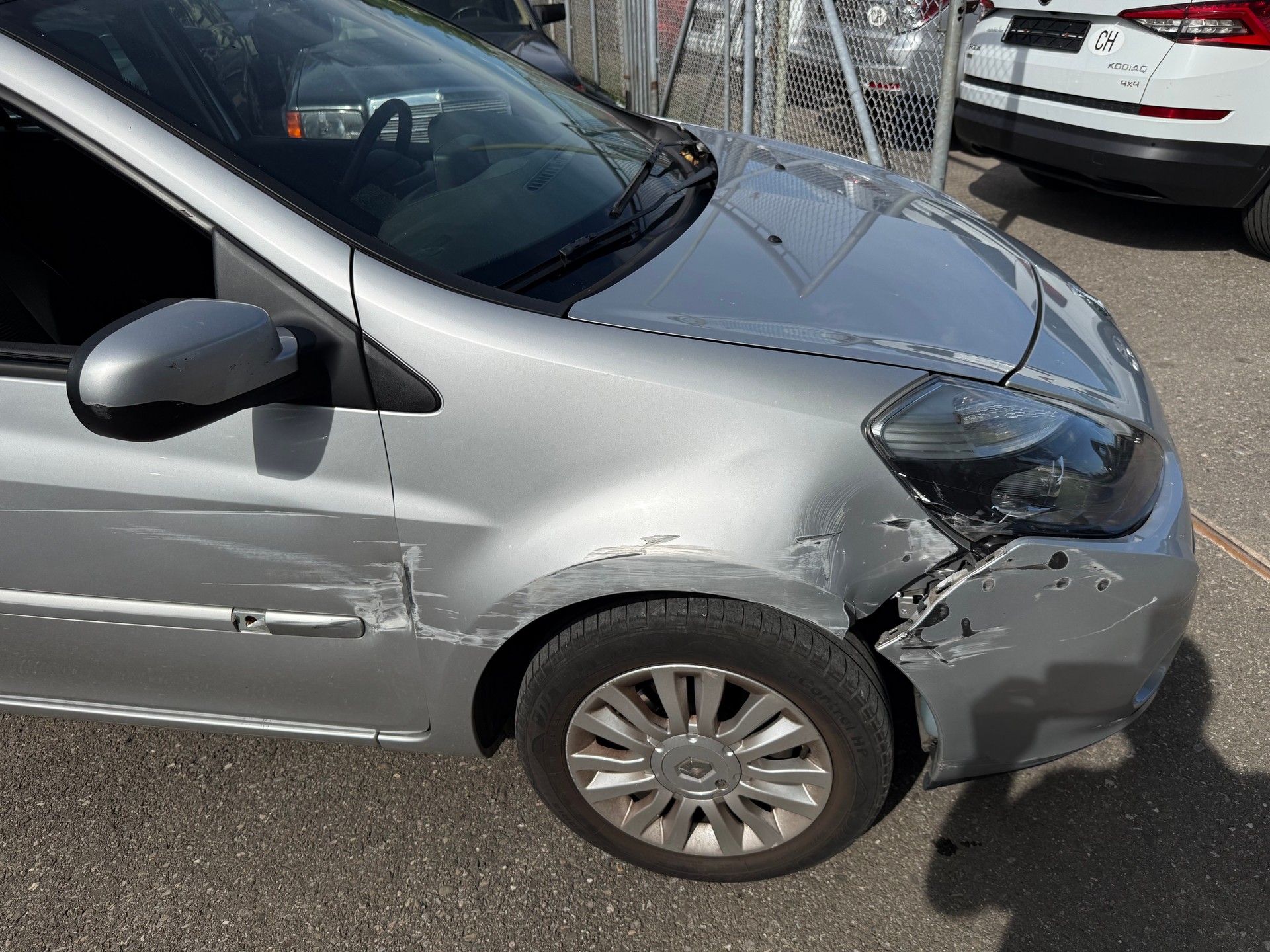 RENAULT Clio 1.2 16V Turbo Exception-image-7