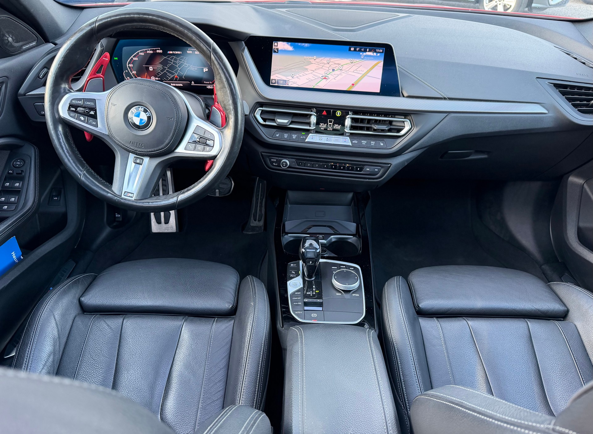 BMW M135i xDrive Steptronic-image-12