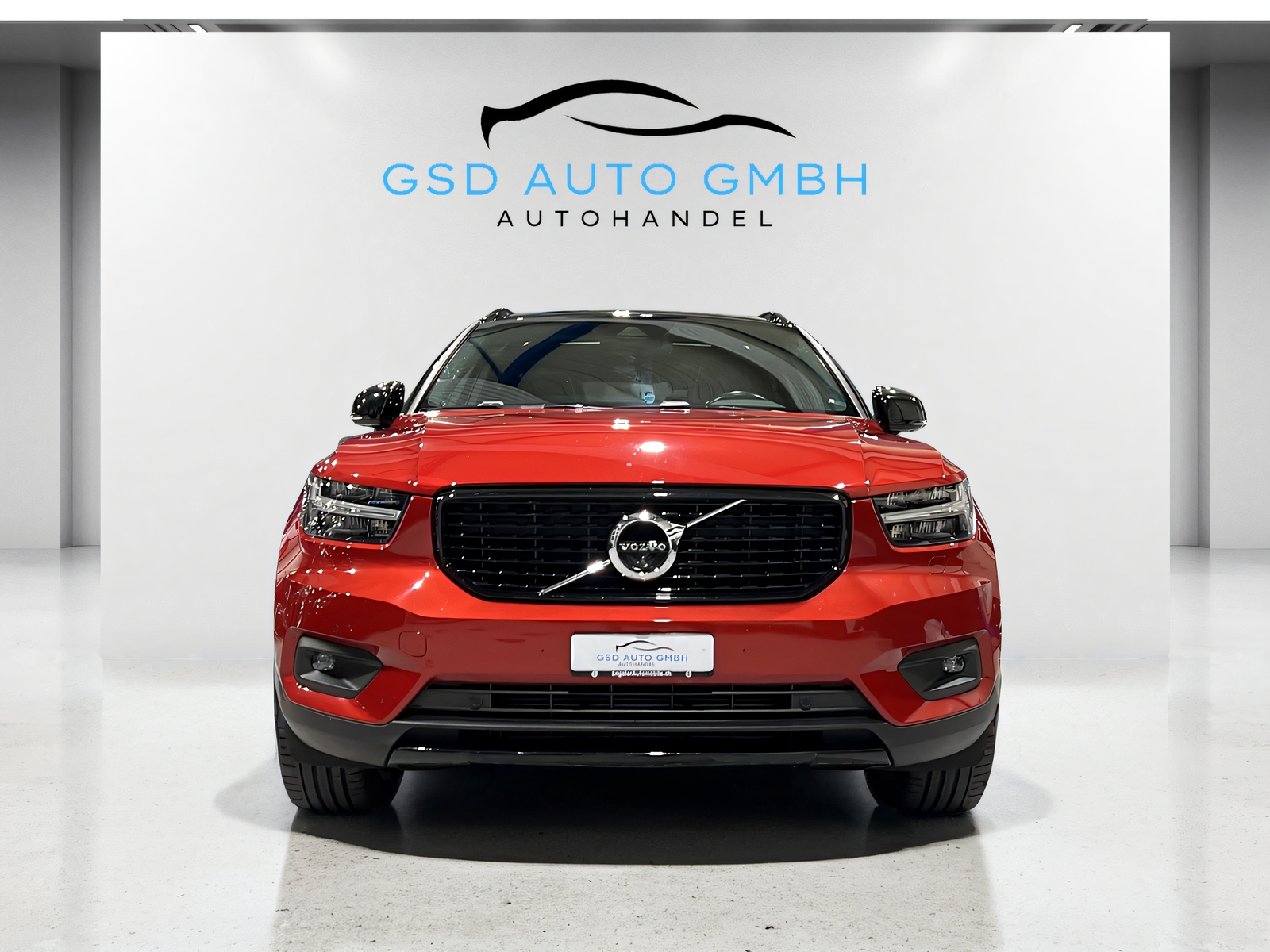 VOLVO XC40 D4 AWD R-Design Geartronic**Sthz,AHK,Panodach,360 Kamera,Frisch ab MFK**-image-1