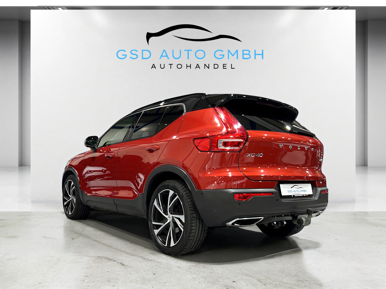 VOLVO XC40 D4 AWD R-Design Geartronic**Sthz,AHK,Panodach,360 Kamera,Frisch ab MFK**-image-2