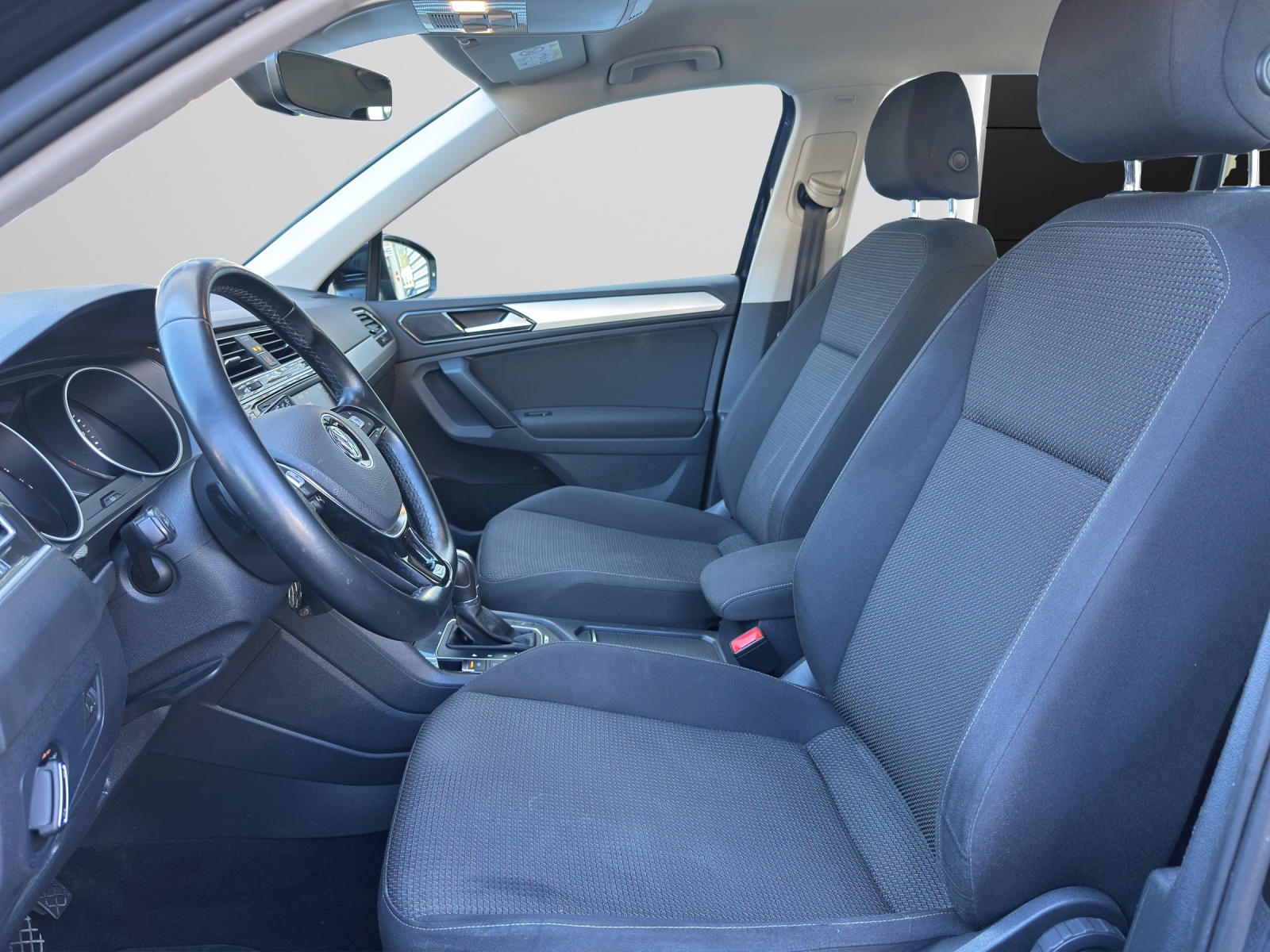 VW Tiguan 2.0TDI Comfort 4M-image-6
