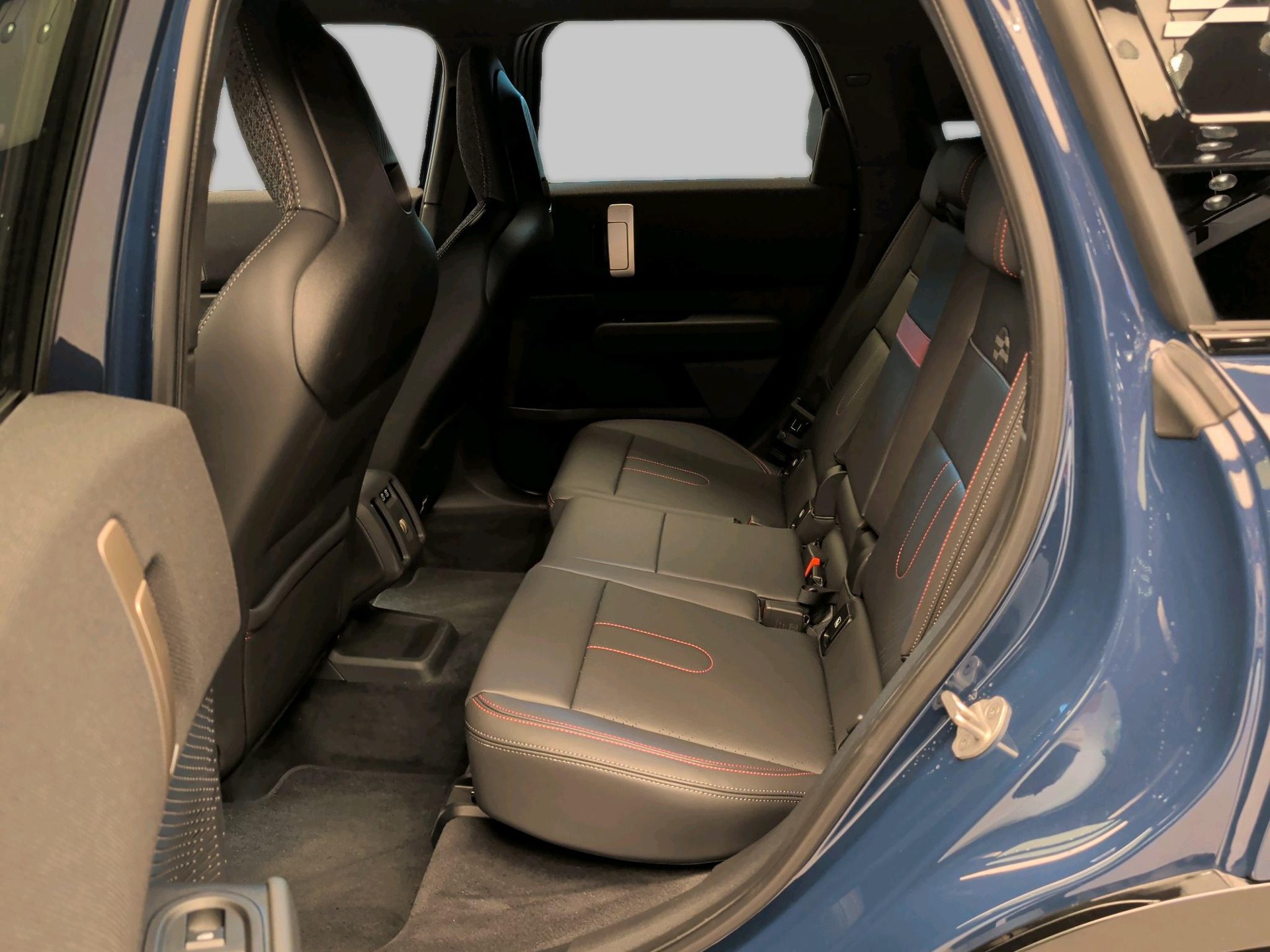 MINI John Cooper Works Countryman ALL4-image-16