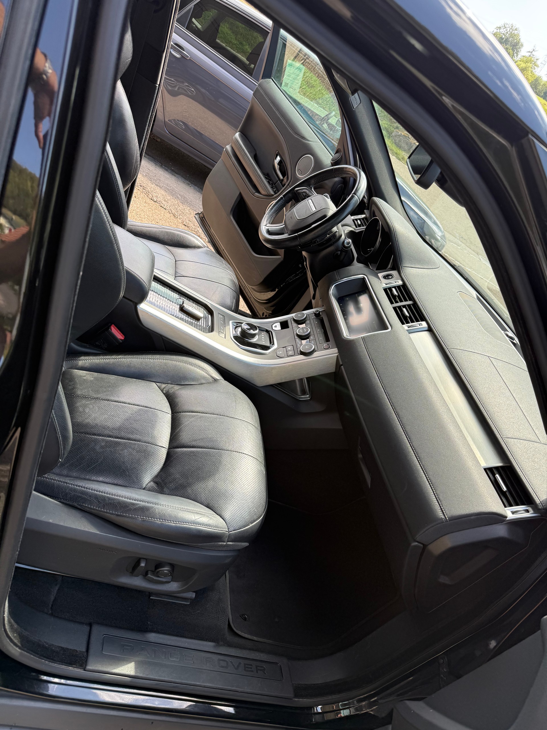LAND ROVER Range Rover Evoque 2.0 SD4 HSE Dynamic AT9-image-5