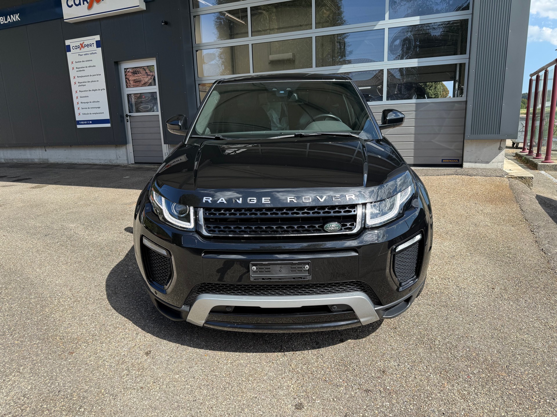 LAND ROVER Range Rover Evoque 2.0 SD4 HSE Dynamic AT9-image-1