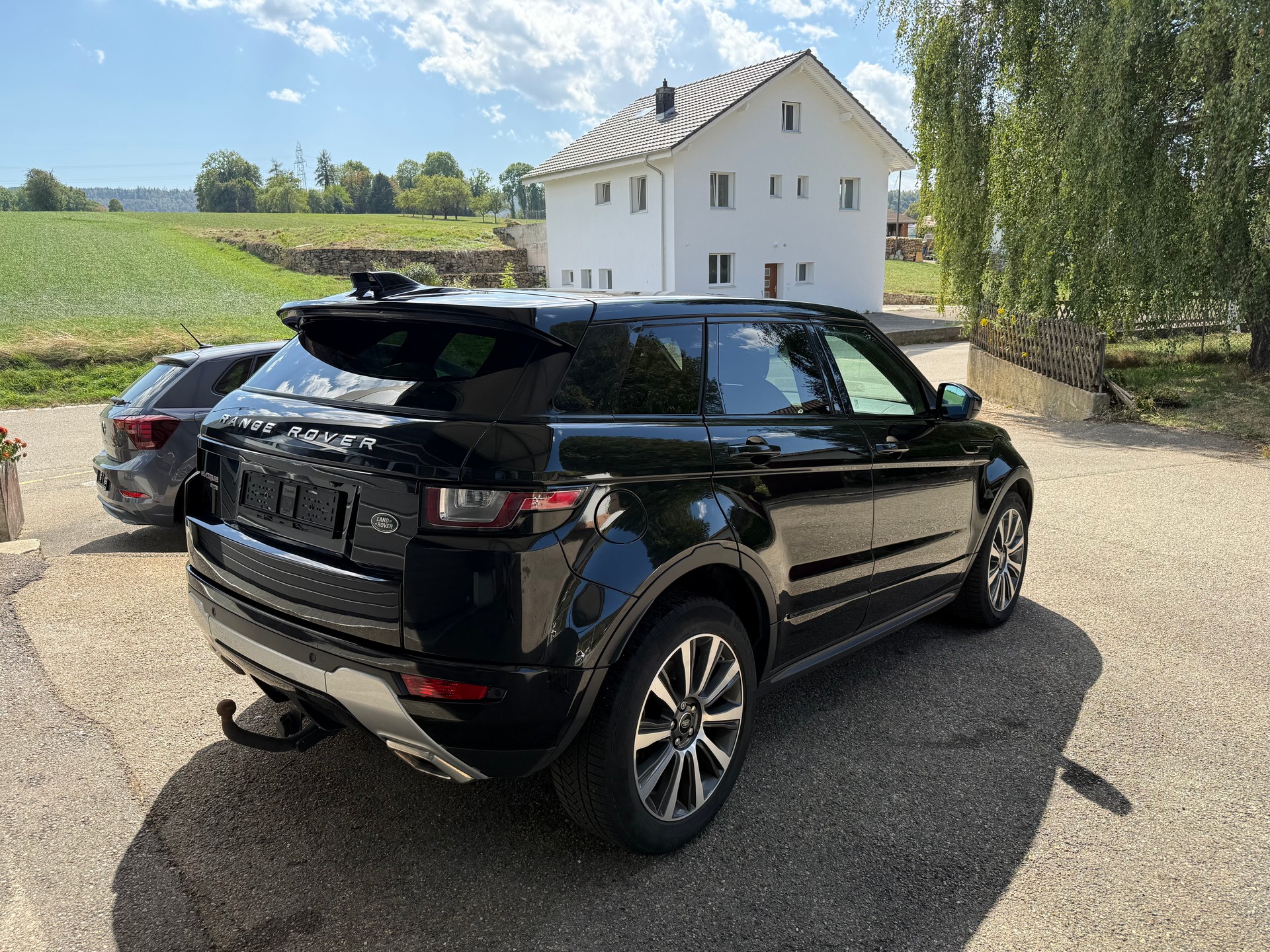 LAND ROVER Range Rover Evoque 2.0 SD4 HSE Dynamic AT9-image-4
