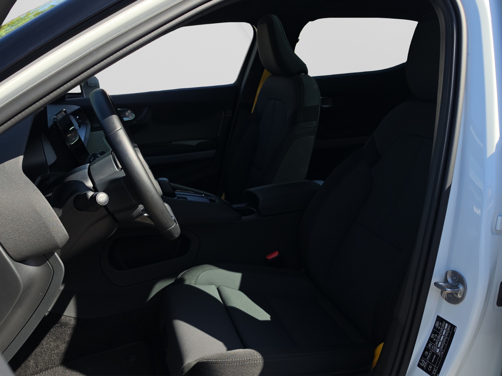 POLESTAR 2 Long Range Dual Motor Performance-image-9
