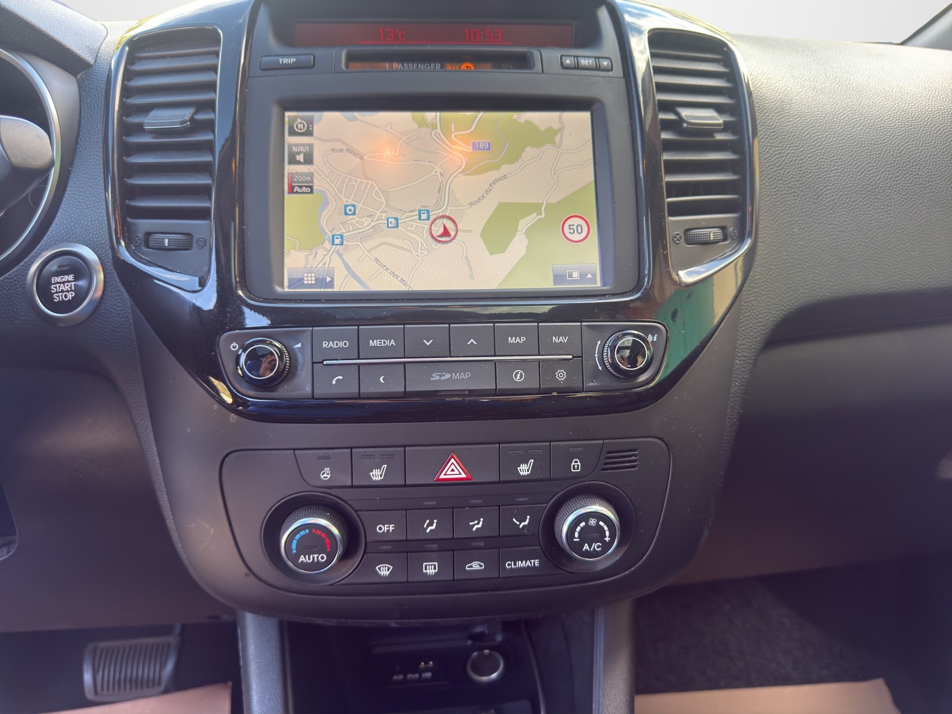 KIA Venga 1.6 CVVT Swiss Champion Automatic-image-13