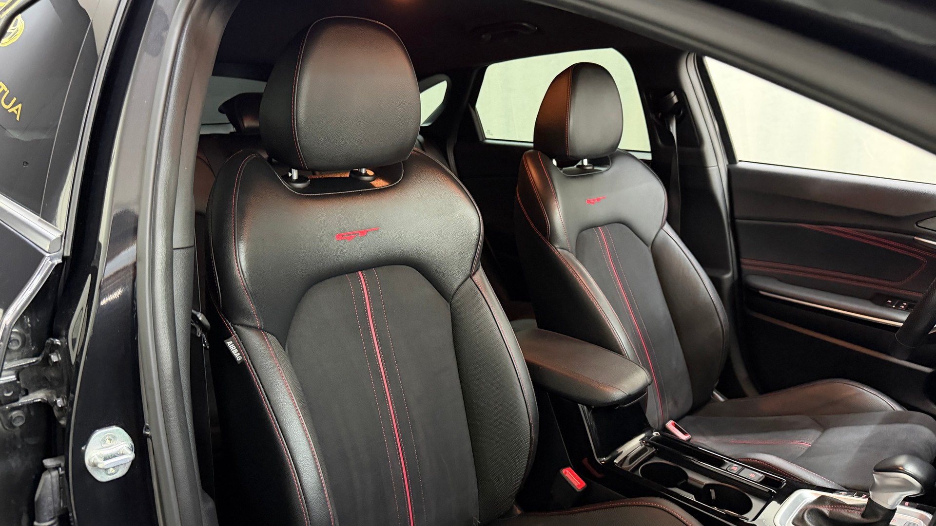 KIA ProCeed 1.6 T-GDi GT DCT-image-14