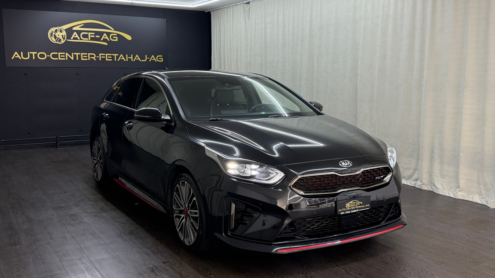 KIA ProCeed 1.6 T-GDi GT DCT-image-2