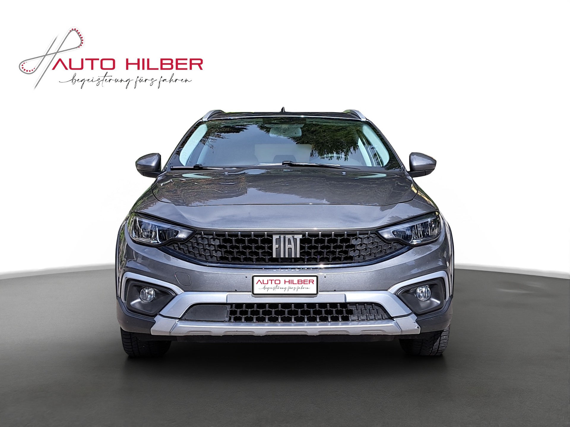 FIAT Tipo 1.5 Cross *Uconnect*-image-1